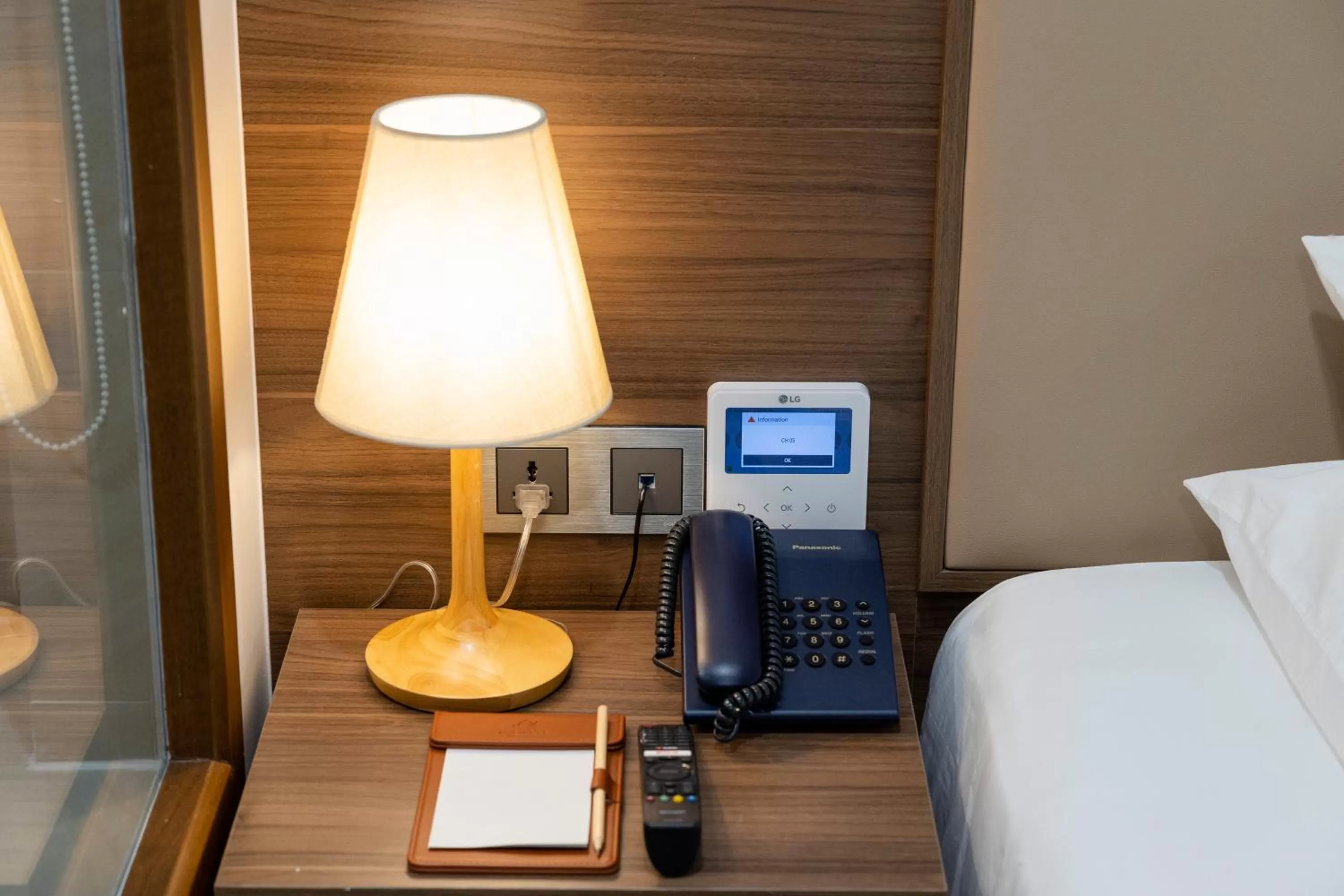 hair dresser, Bed in Miracle Luxury Nha Trang