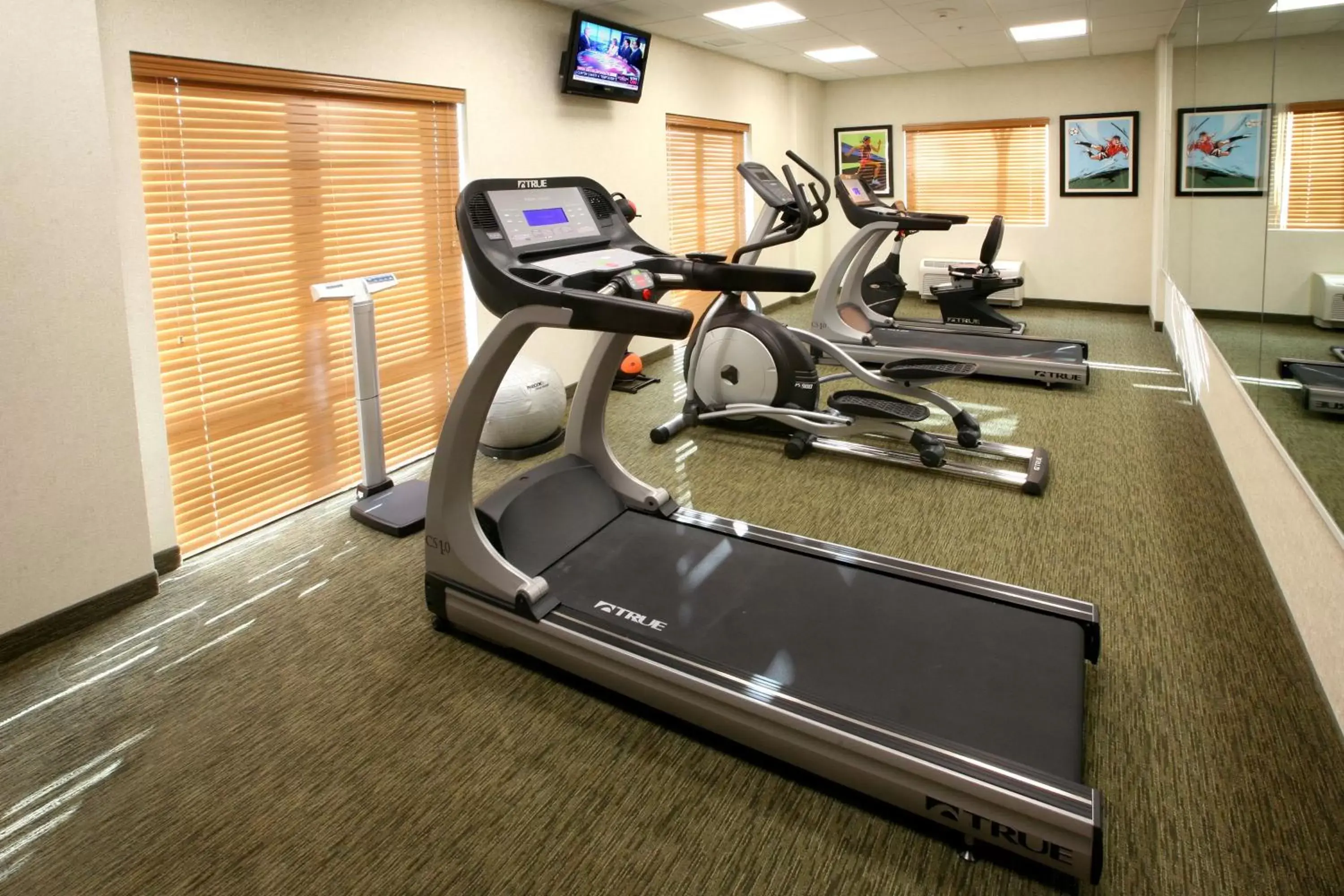 Fitness centre/facilities, Fitness Center/Facilities in Holiday Inn Express & Suites Monterrey Aeropuerto, an IHG Hotel