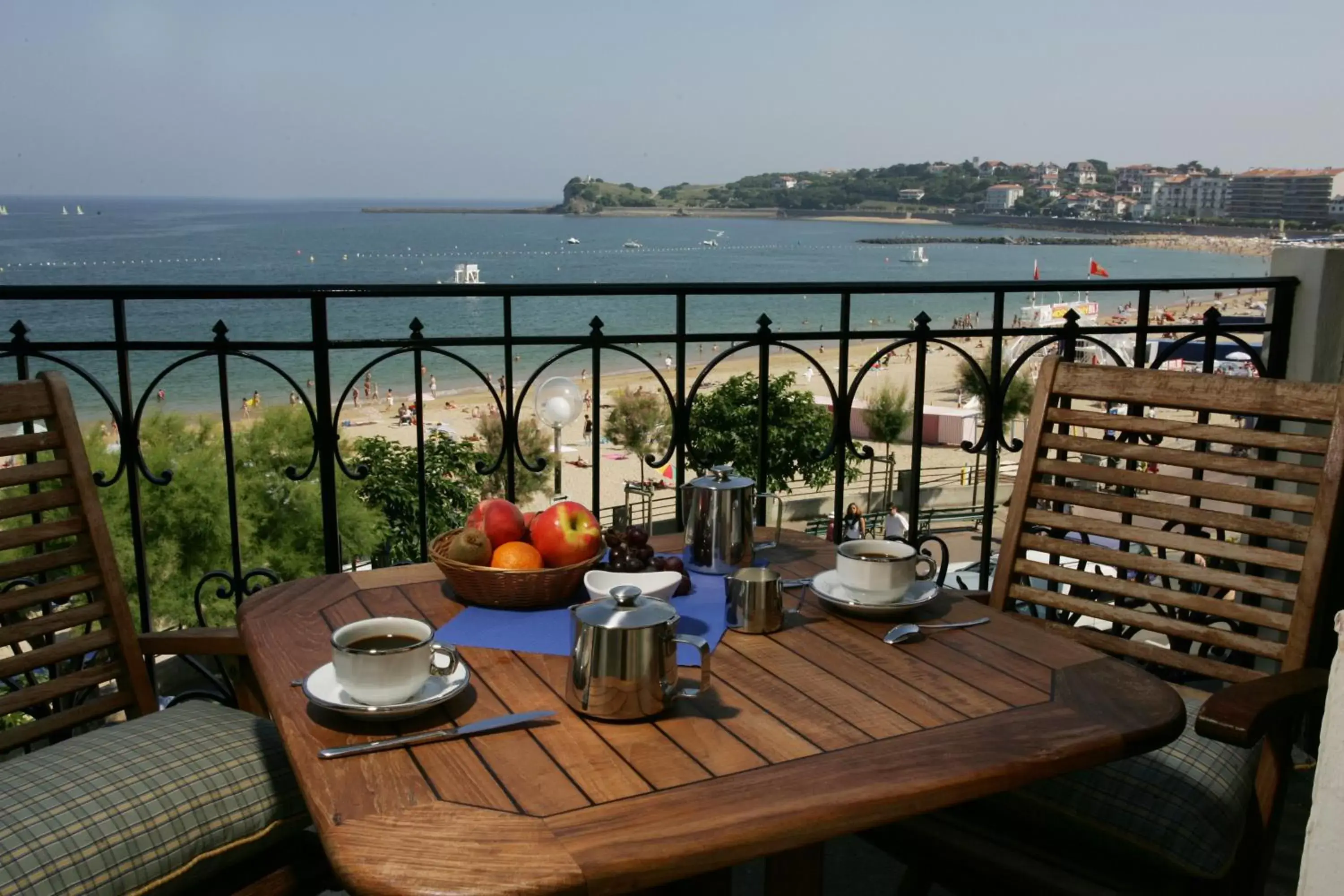 Balcony/Terrace in Hôtel de la Plage - Saint Jean de Luz