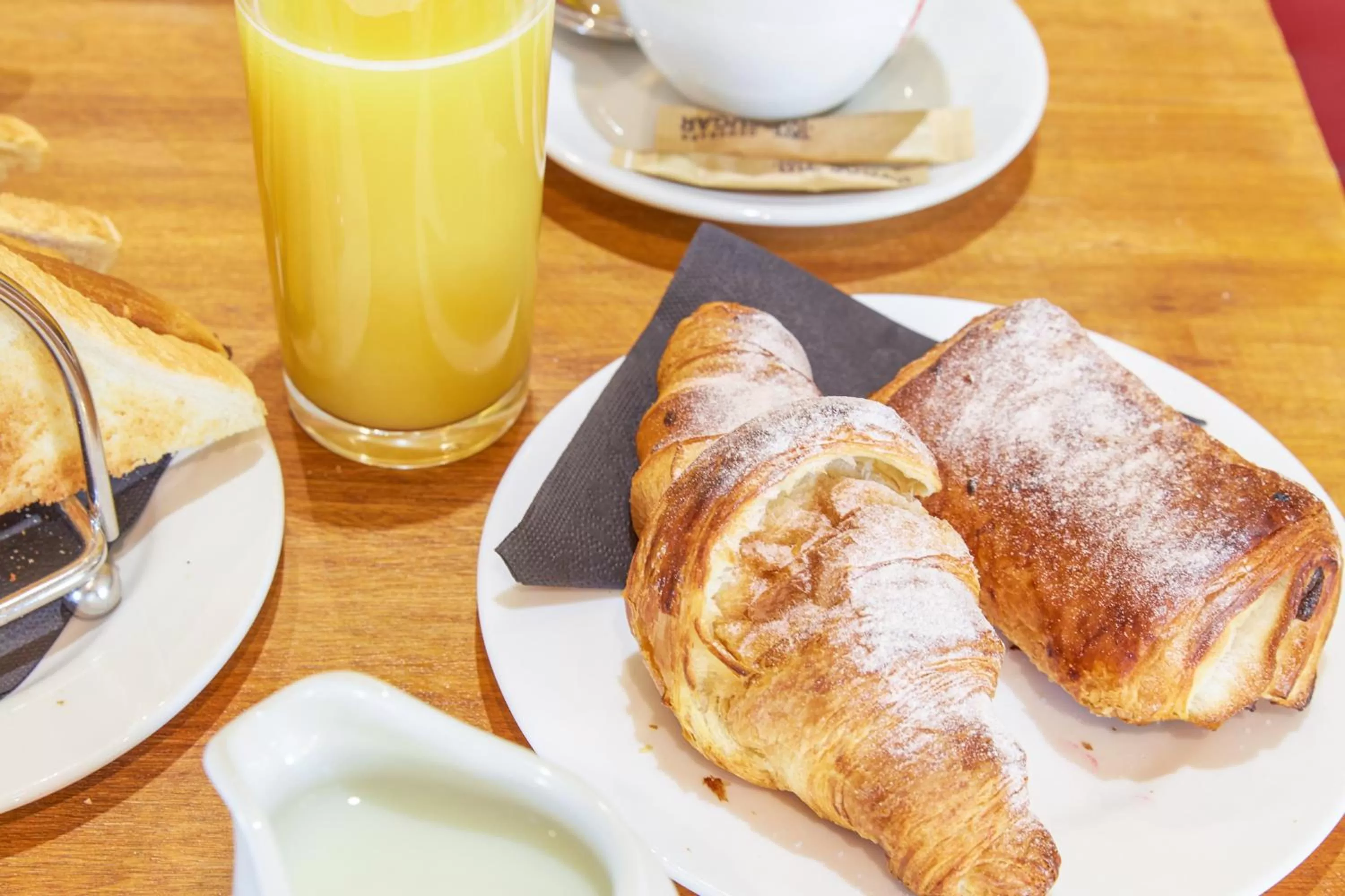 Breakfast in Campanile Hotel Wakefield