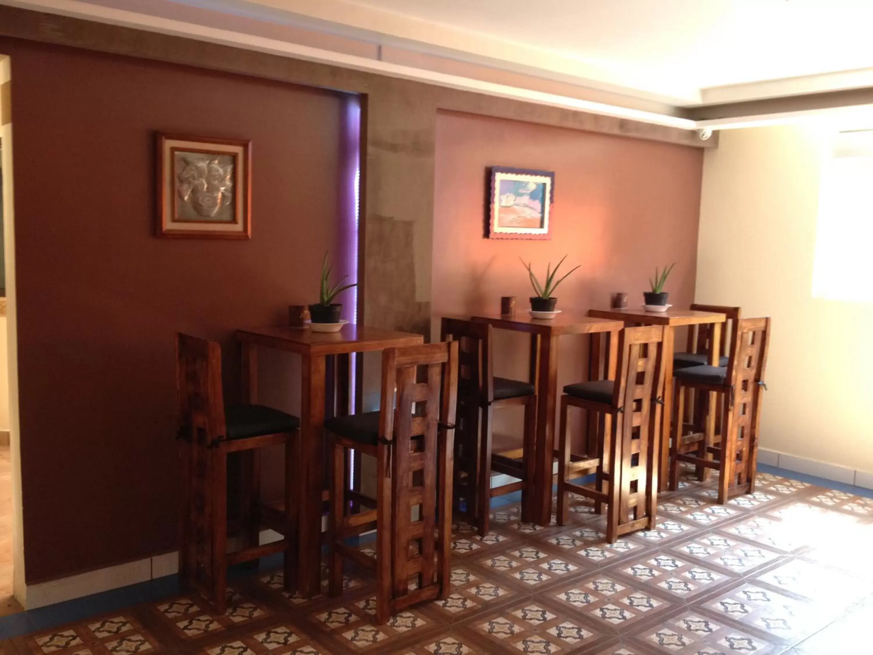 Restaurant/places to eat, Dining Area in Hotel & Villas 7