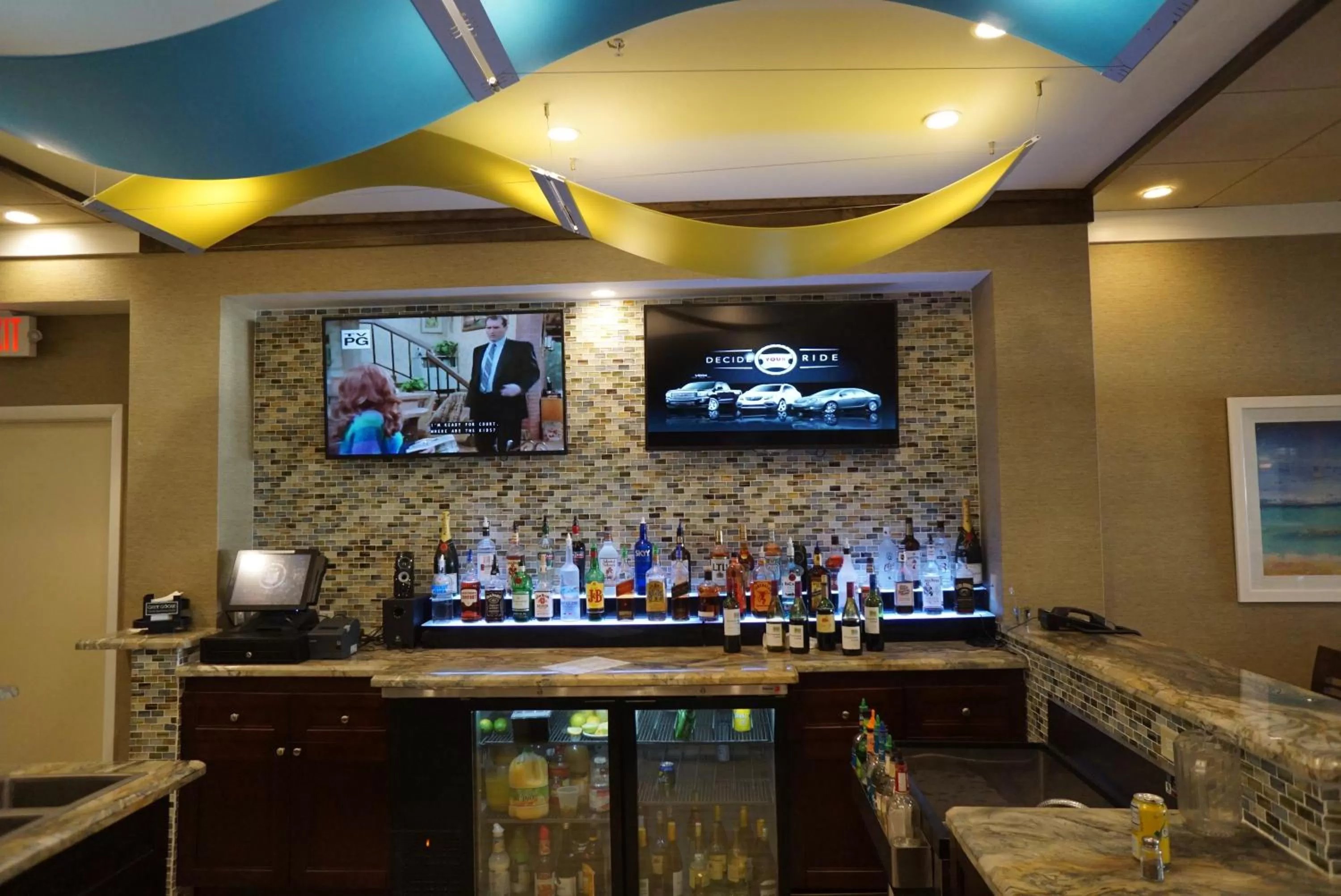 Lounge or bar in Ocean Sky Hotel & Resort