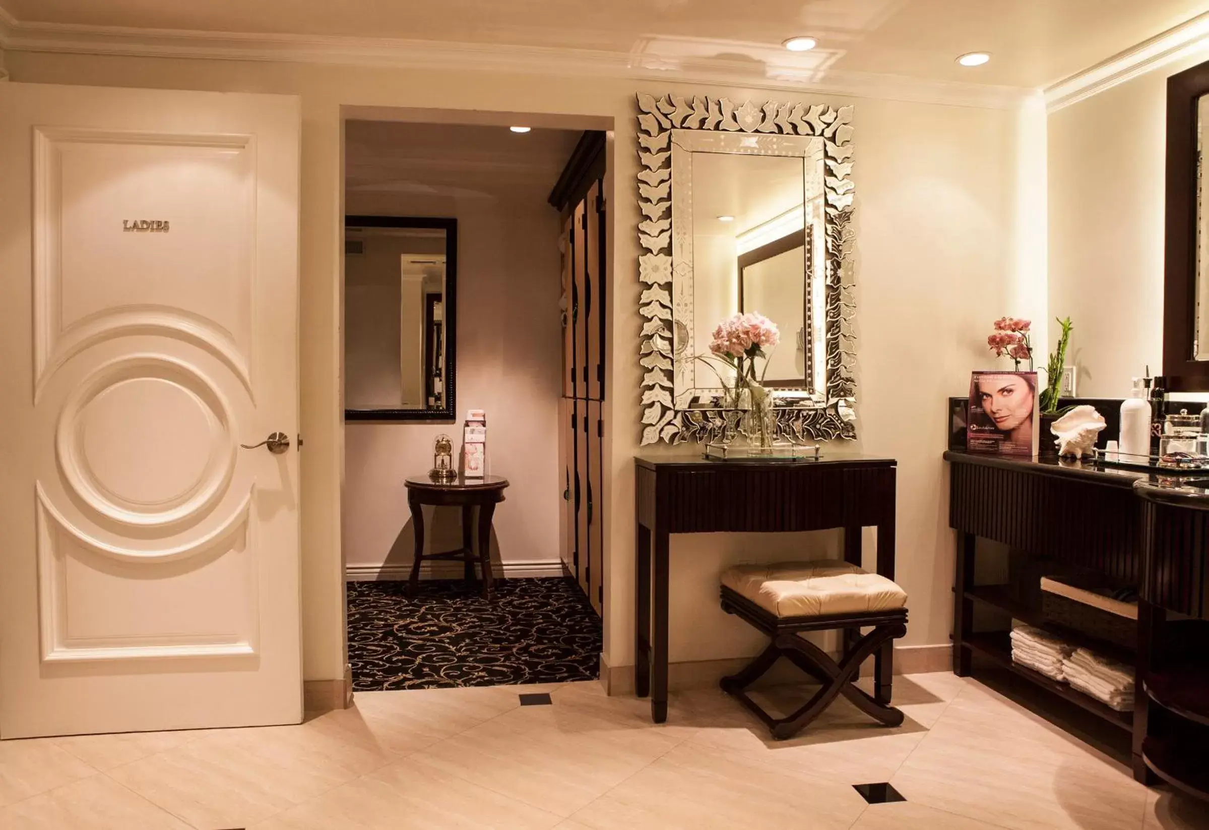 Massage in Beverly Hills Plaza Hotel & Spa