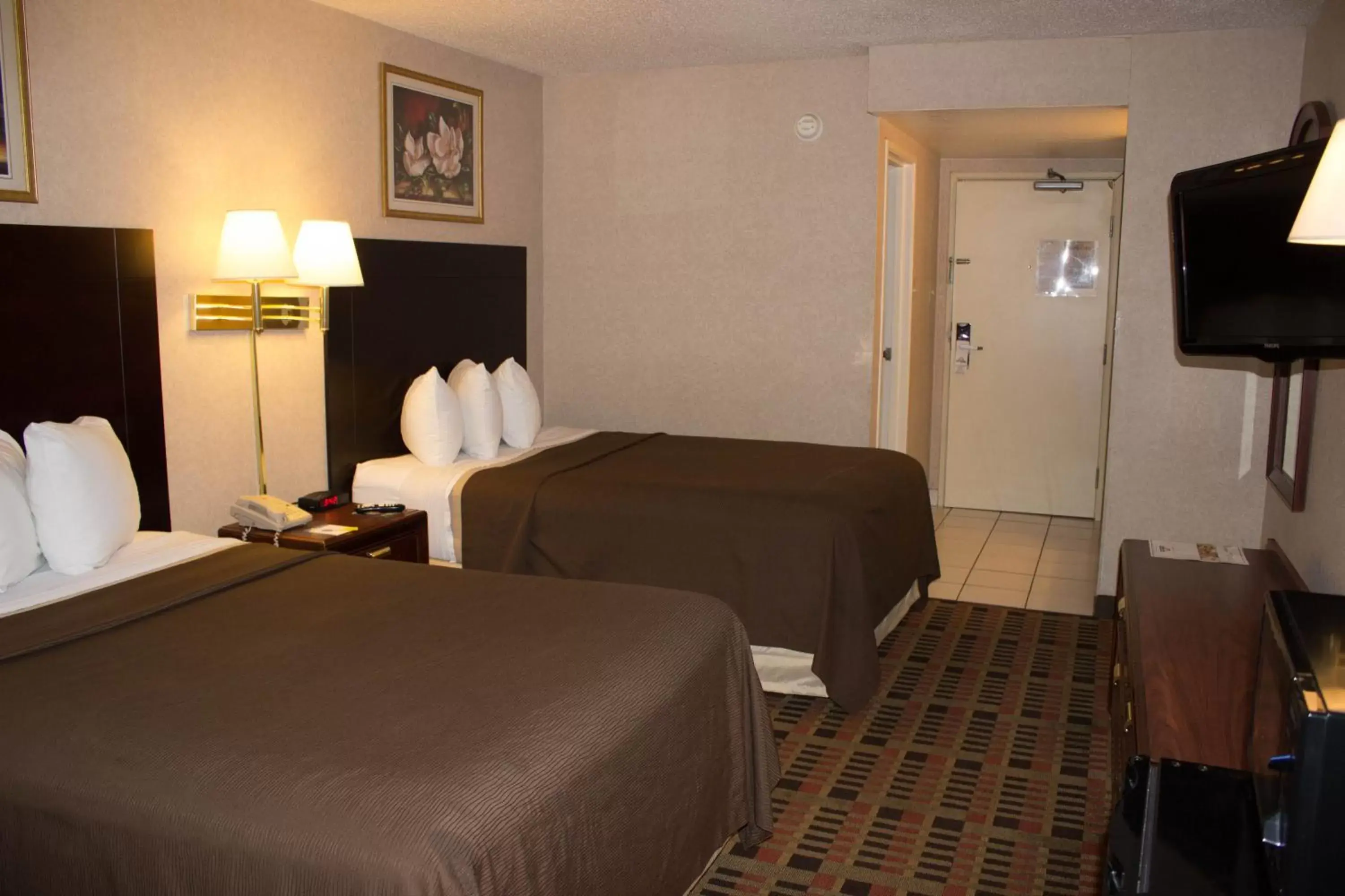 Bed in Days Inn by Wyndham Amarillo East