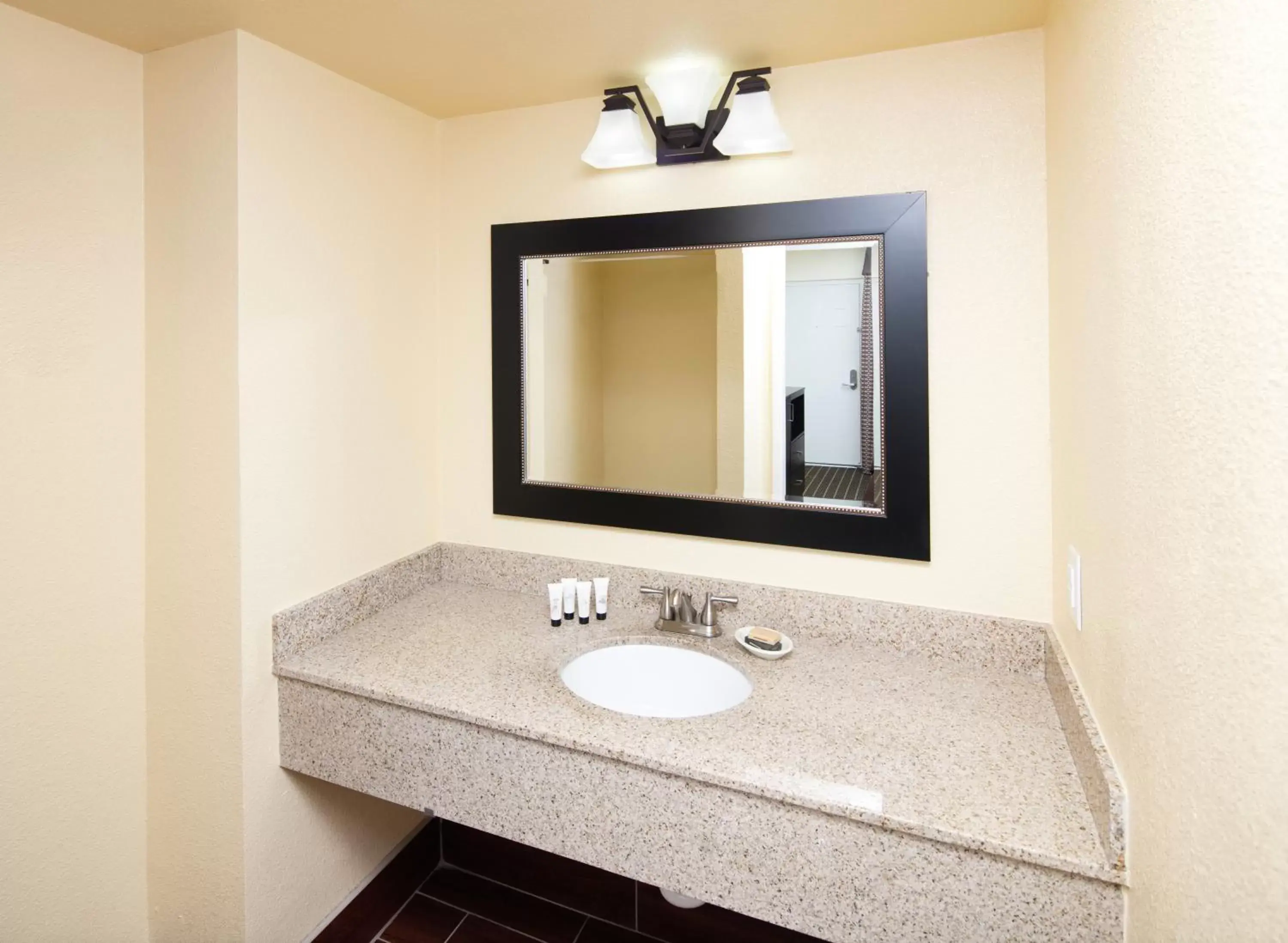 Toilet, Bathroom in Red Lion Hotel Redding