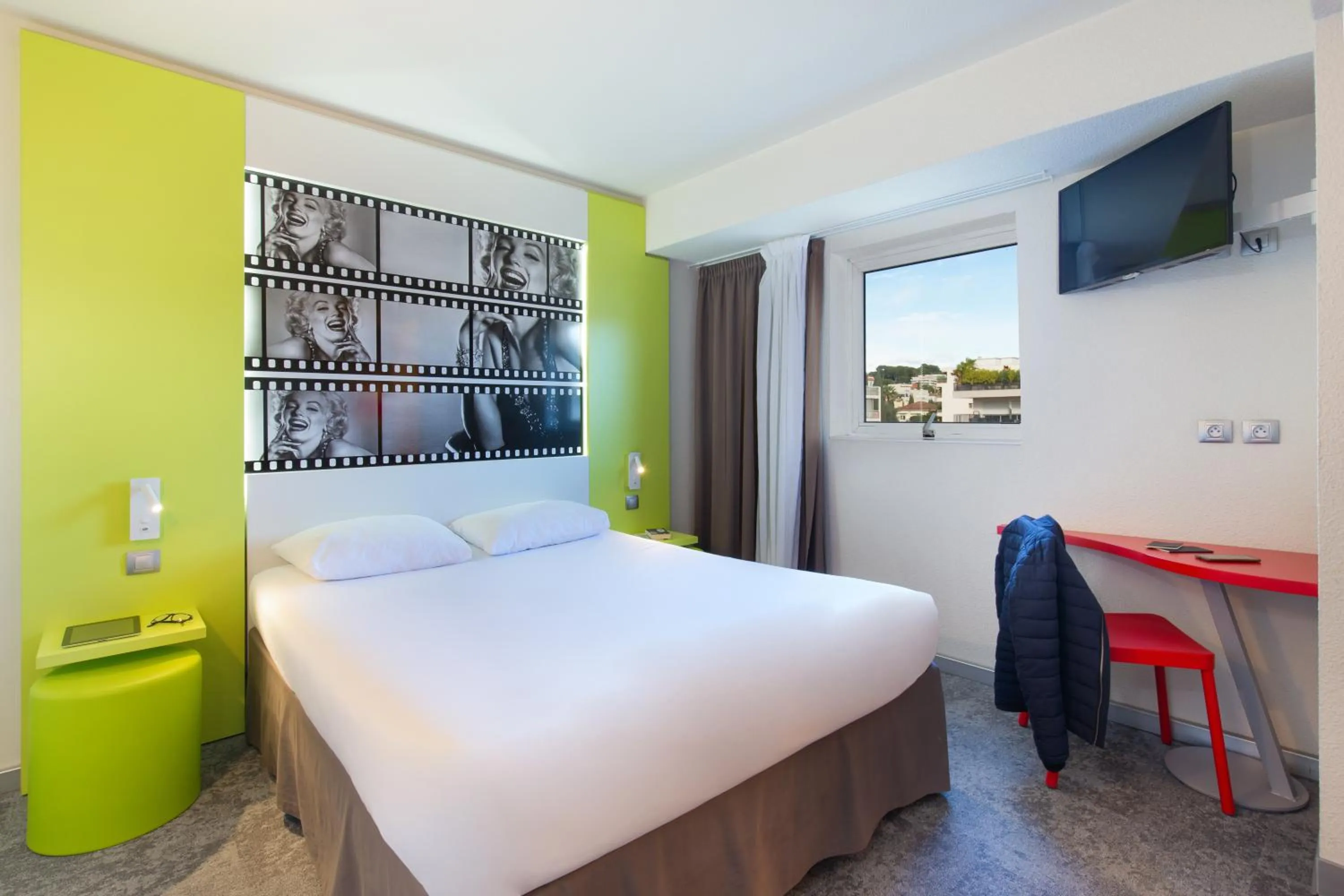 Bed in ibis Styles Cannes Le Cannet