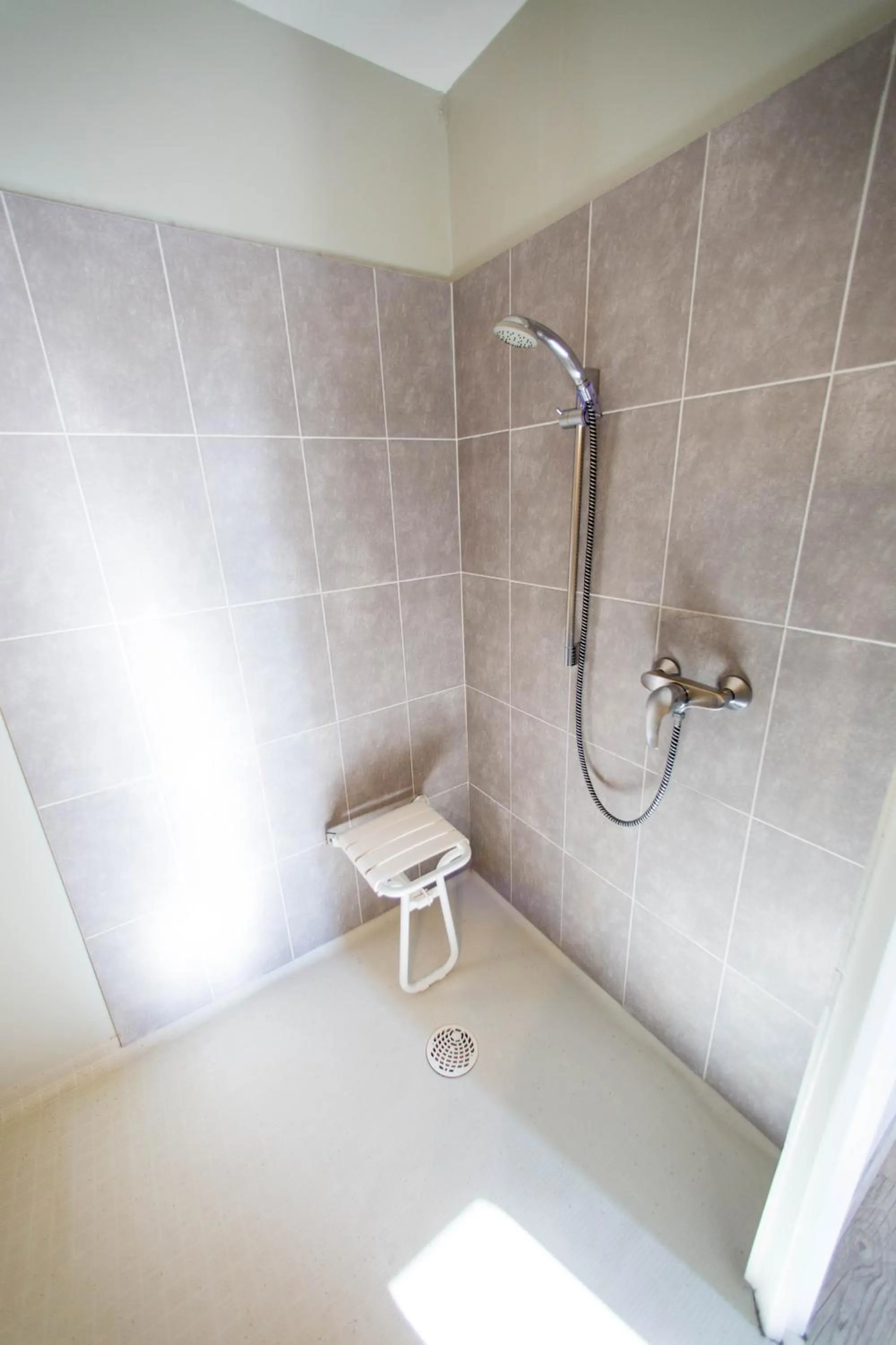 Bathroom in Hotel Grand Cap Rooftop Pool