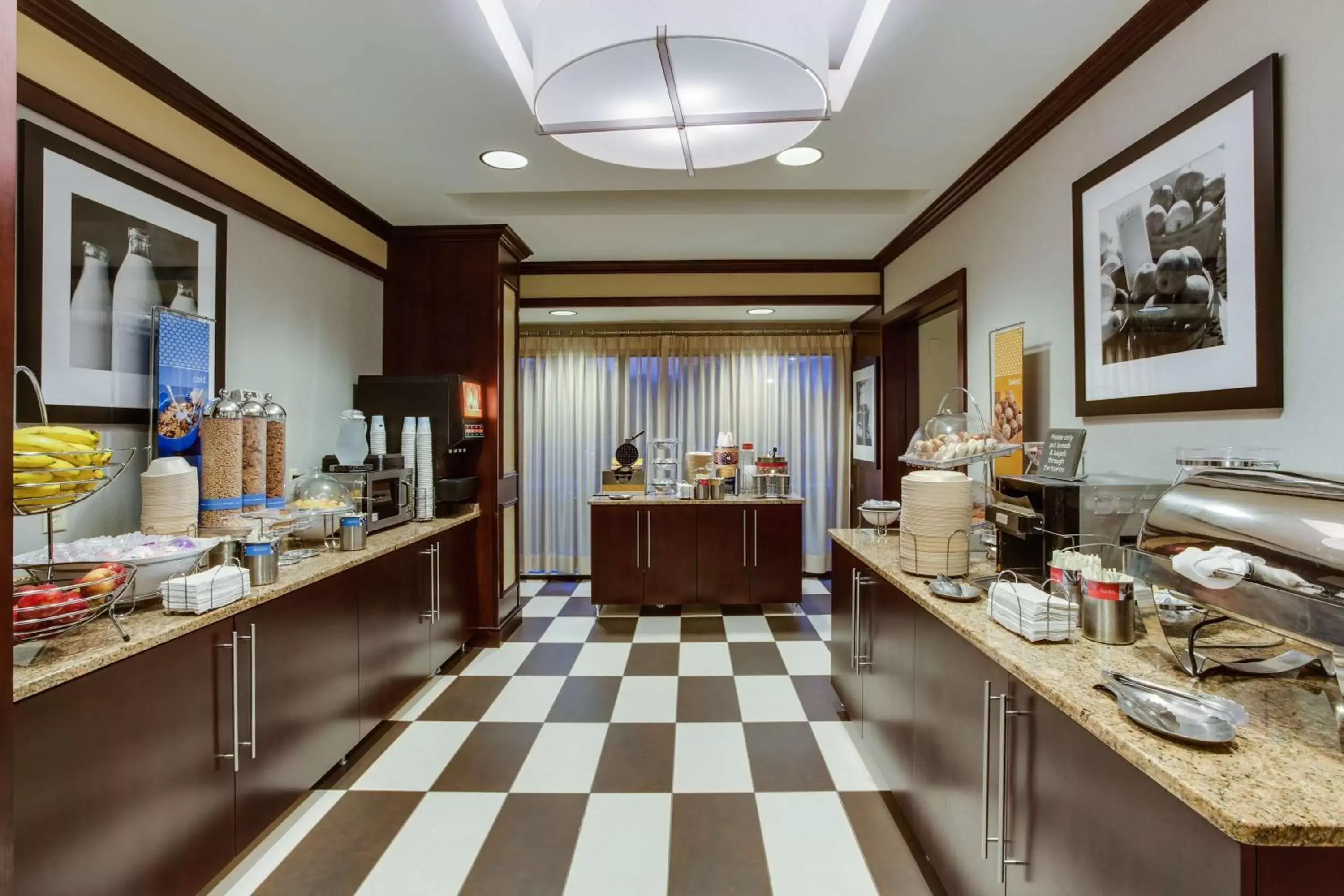 Breakfast in Hampton Inn Bennington Breakfast in Hampton Inn Bennington