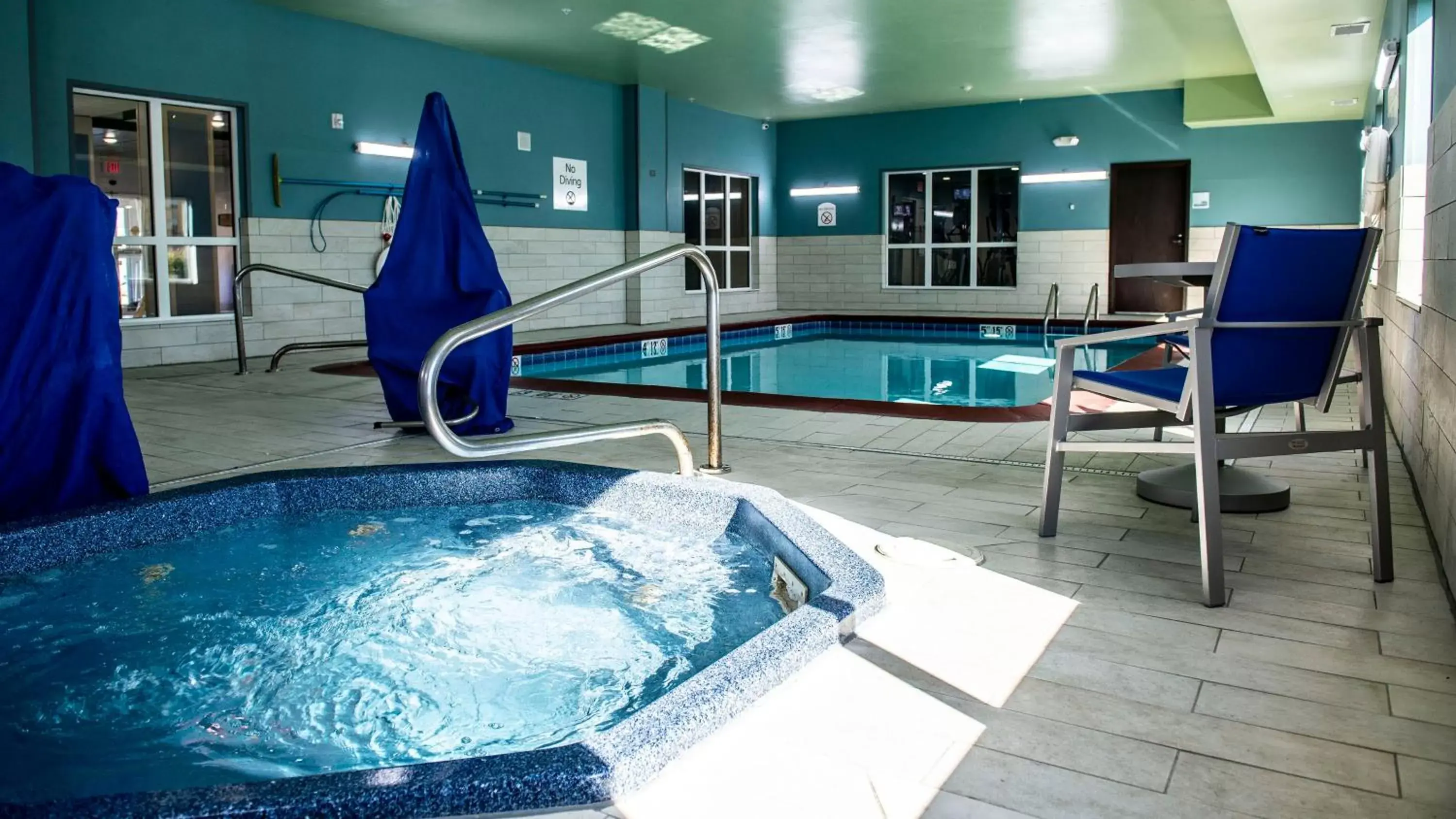 Swimming Pool in Holiday Inn Express Hotel & Suites Sedalia, an IHG Hotel