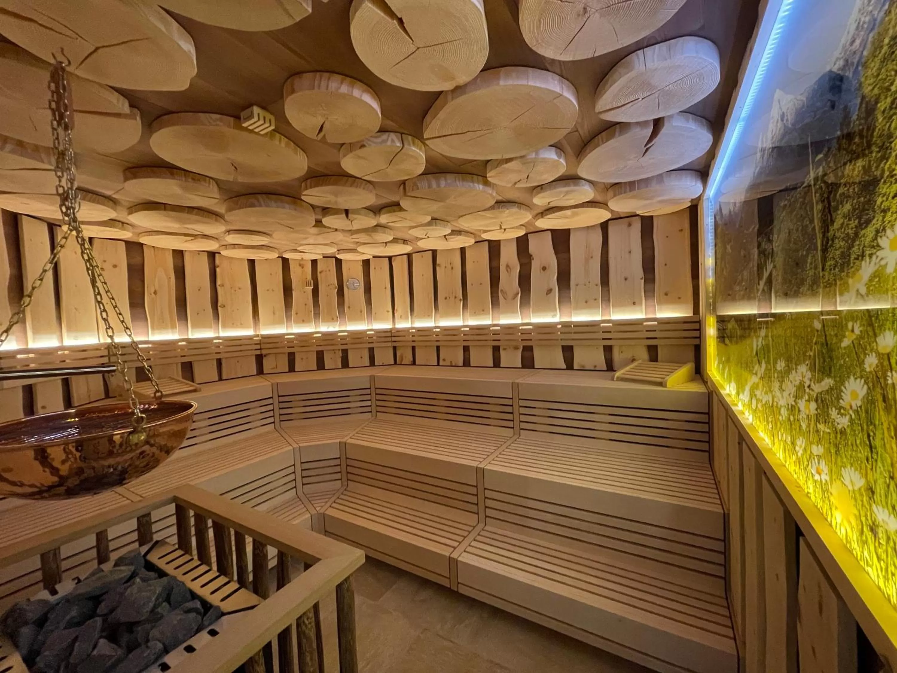 Sauna in Alm- & Wellnesshotel Alpenhof