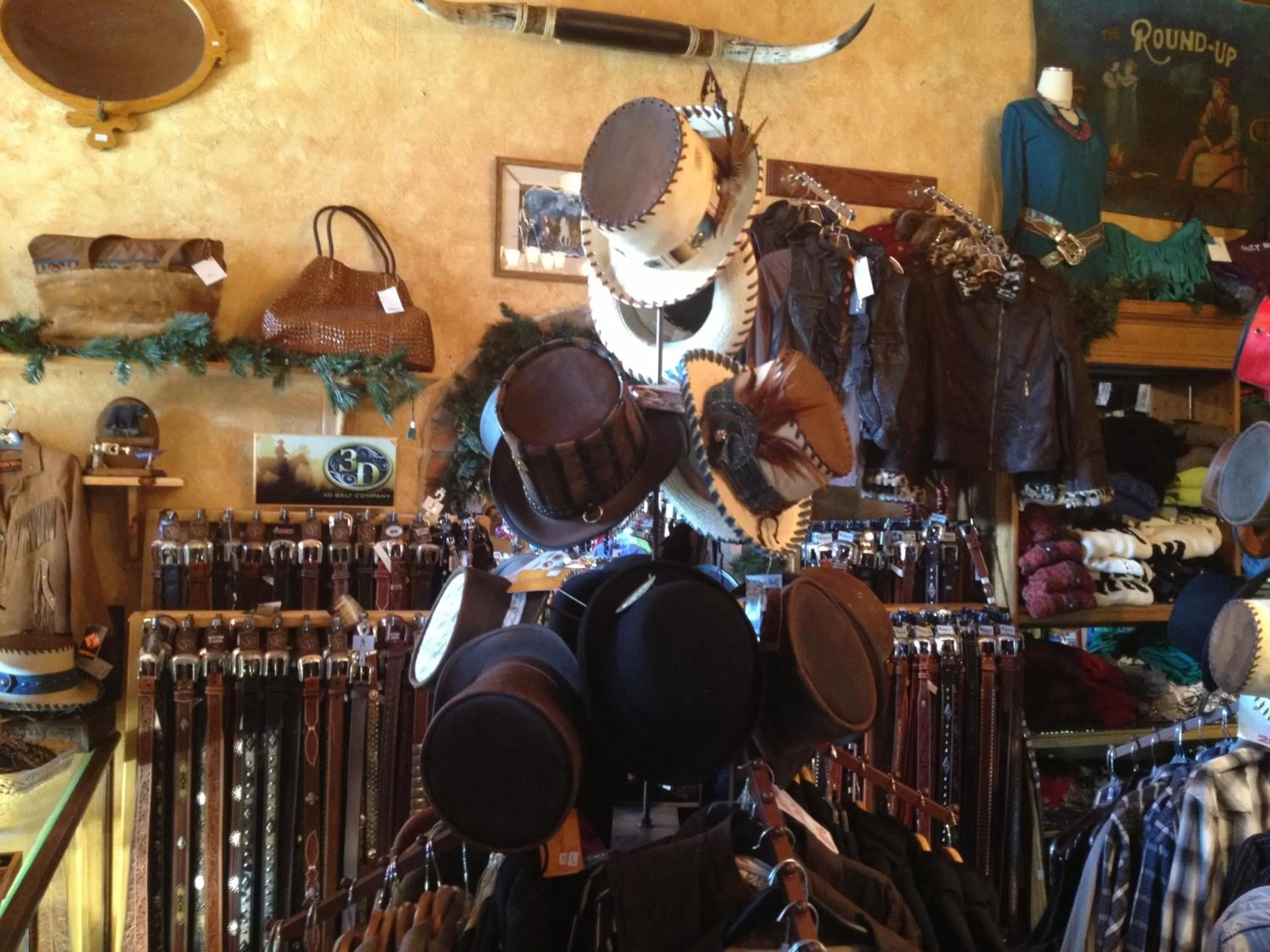 On-site shops in Irma Hotel