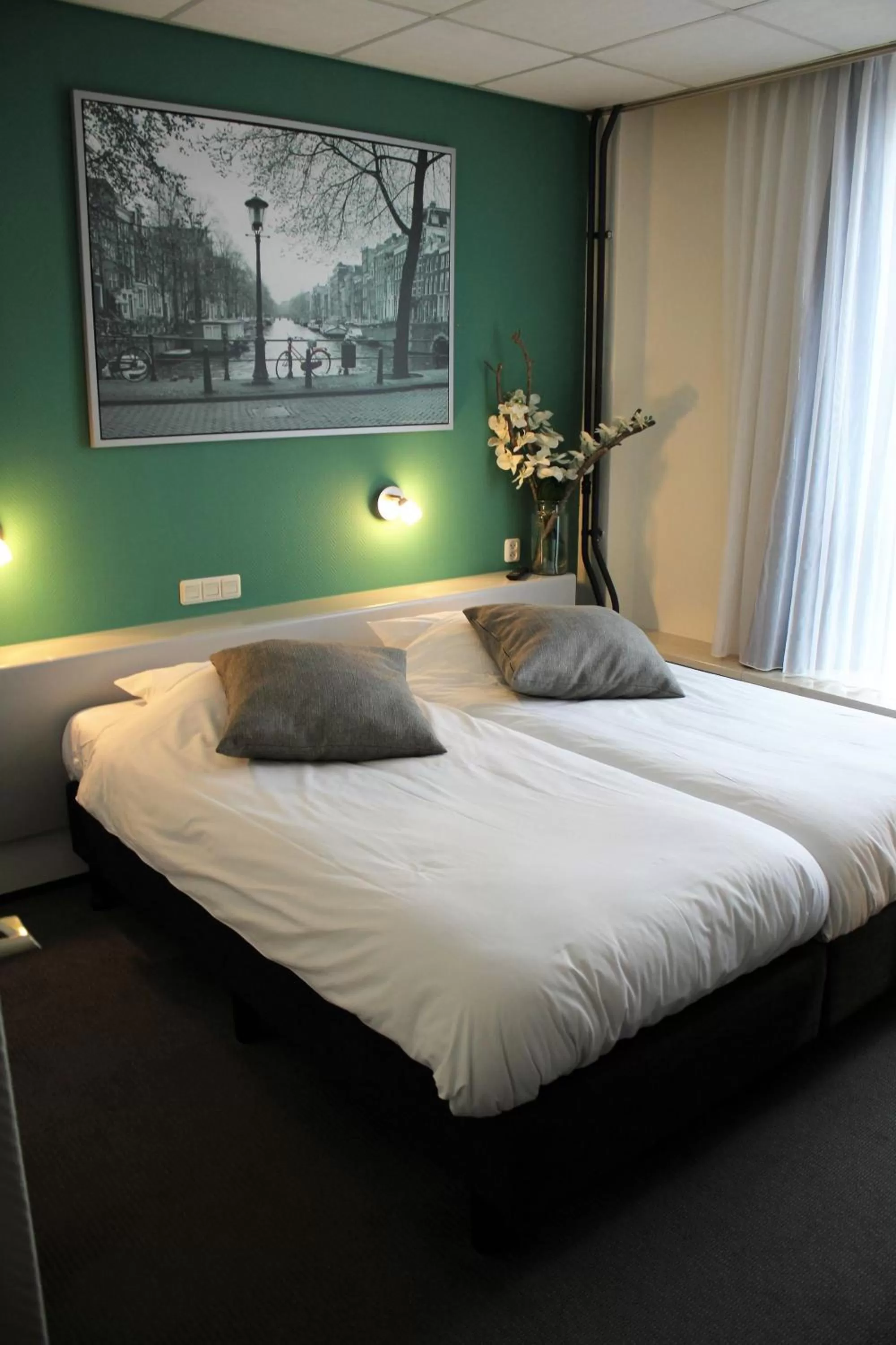 Bed in Hotel Restaurant de Jonge Heertjes