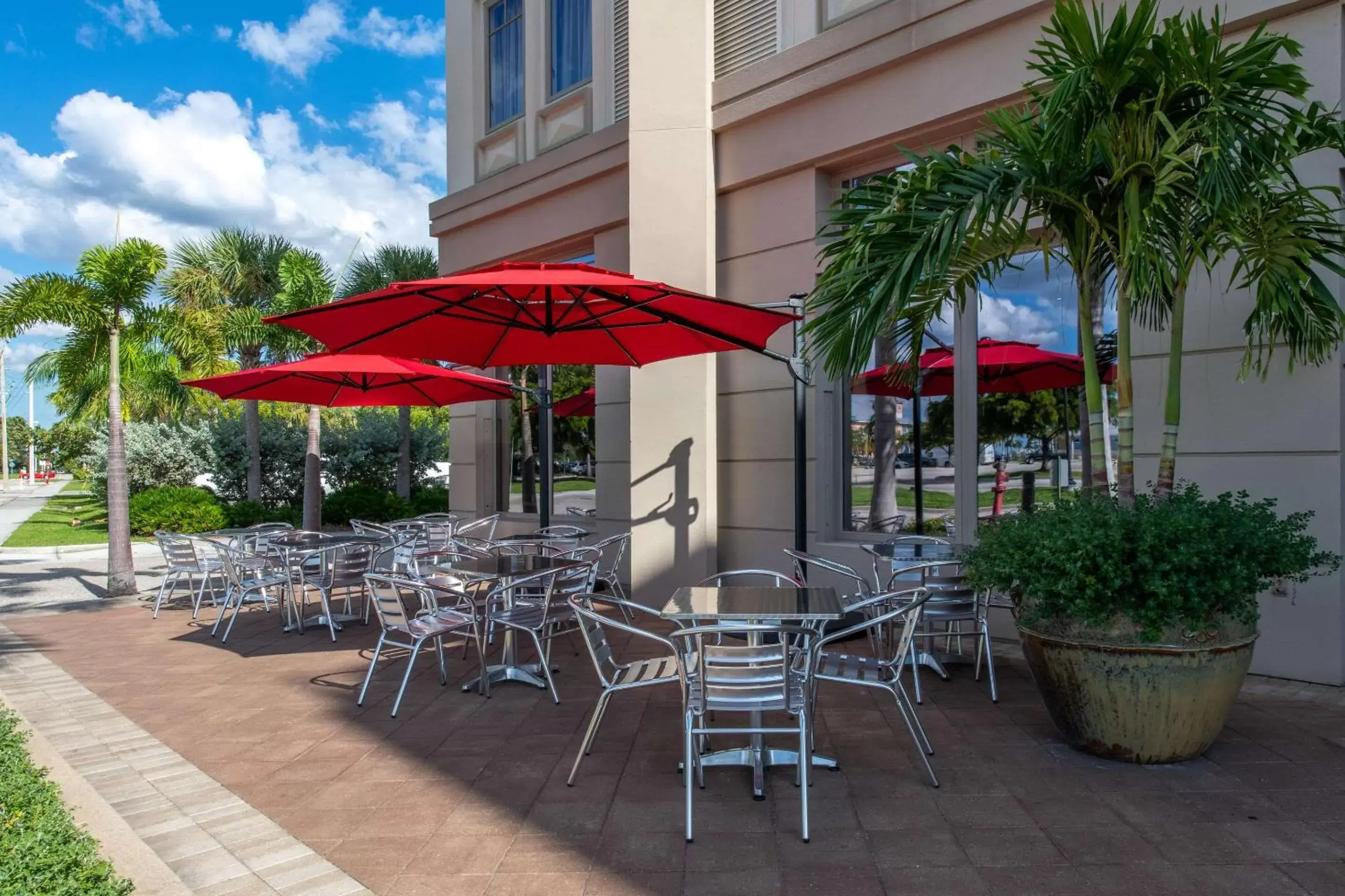 Patio in Wyvern Hotel, Ascend Hotel Collection