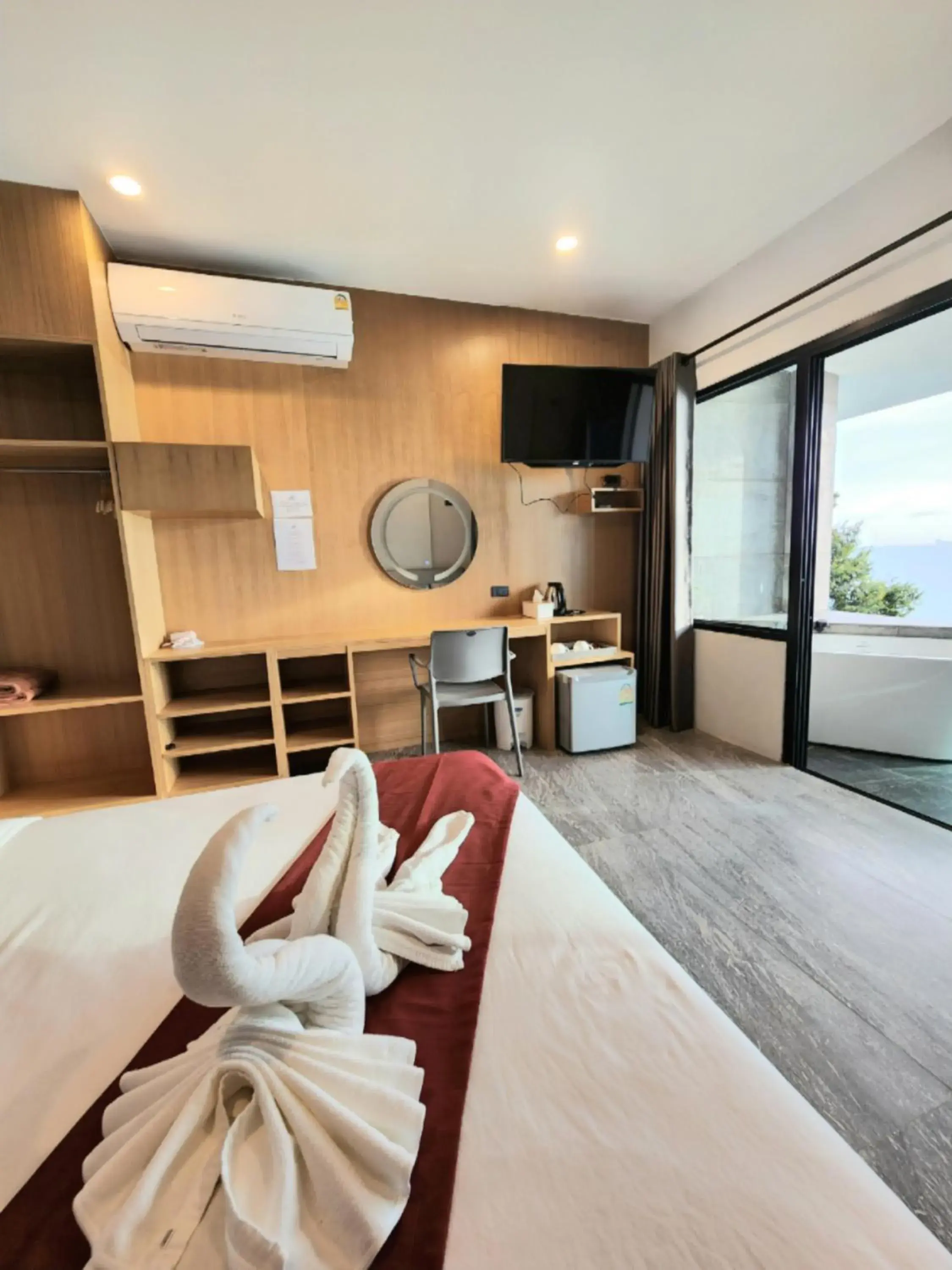 Deluxe Double Room with Balcony and Sea View in Cliff Lanta Suite-Koh Lanta Krabi Deluxe Double Room with Balcony and Sea View in Cliff Lanta Suite-Koh Lanta Krabi