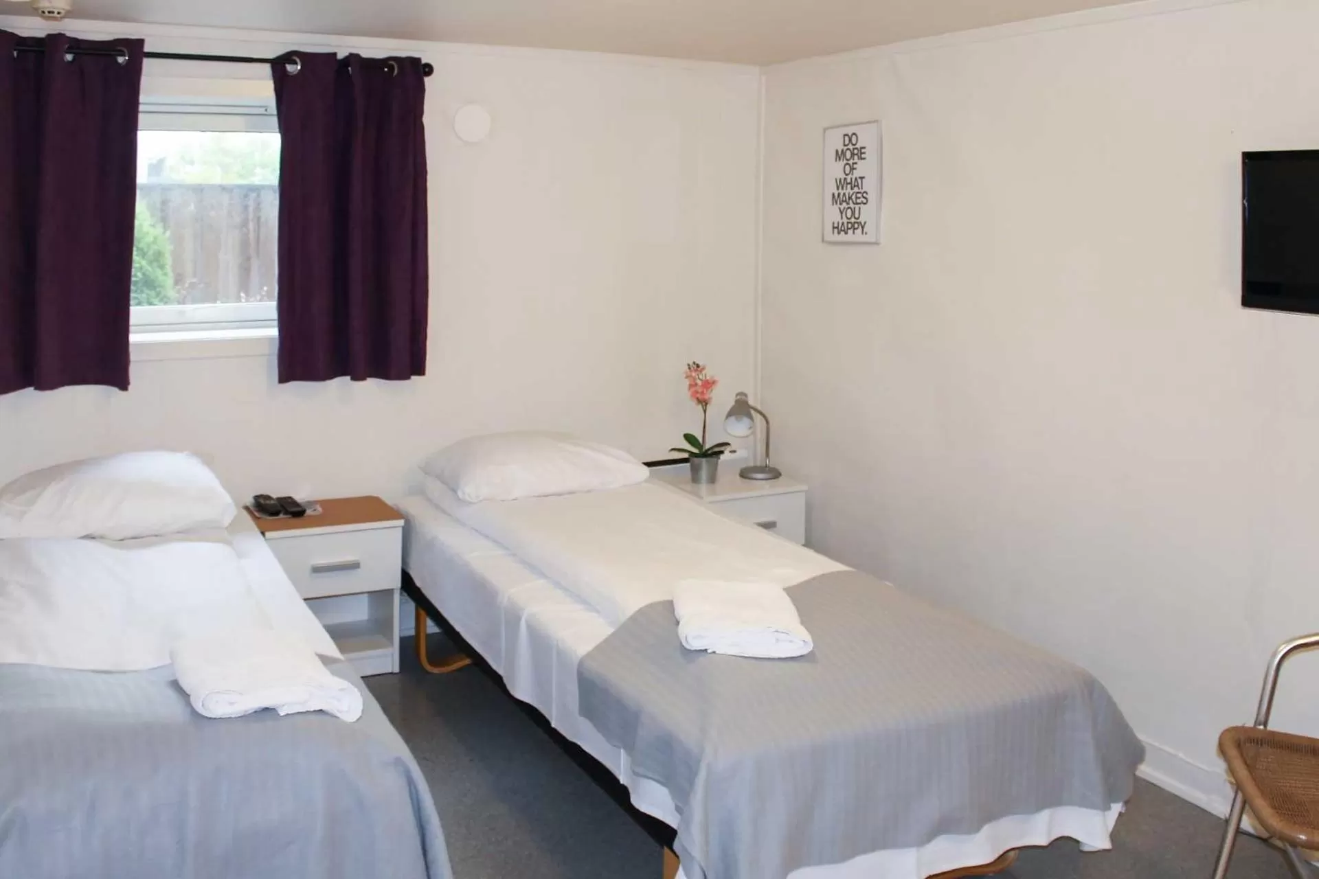 Photo of the whole room, Bed in Stavanger Bed & Breakfast