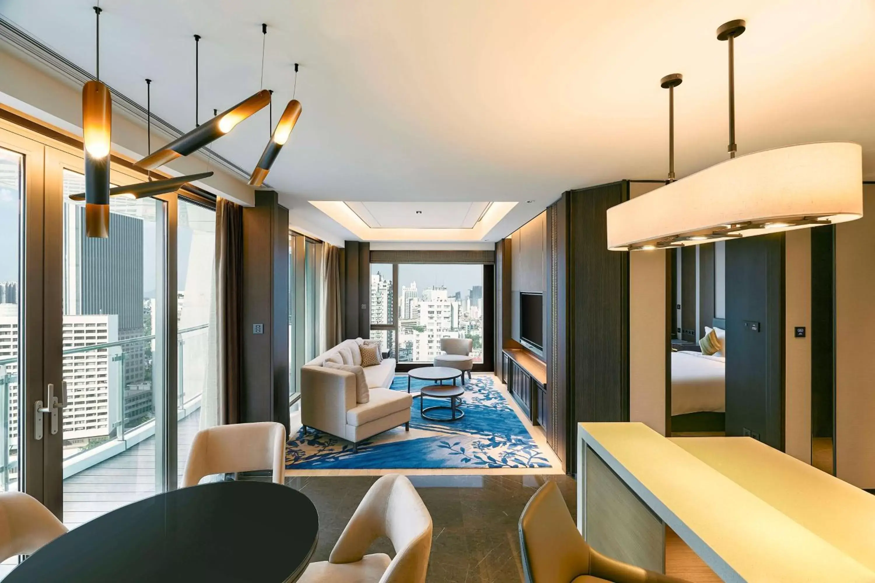 Photo of the whole room, Seating Area in Kempinski Residences Guangzhou
