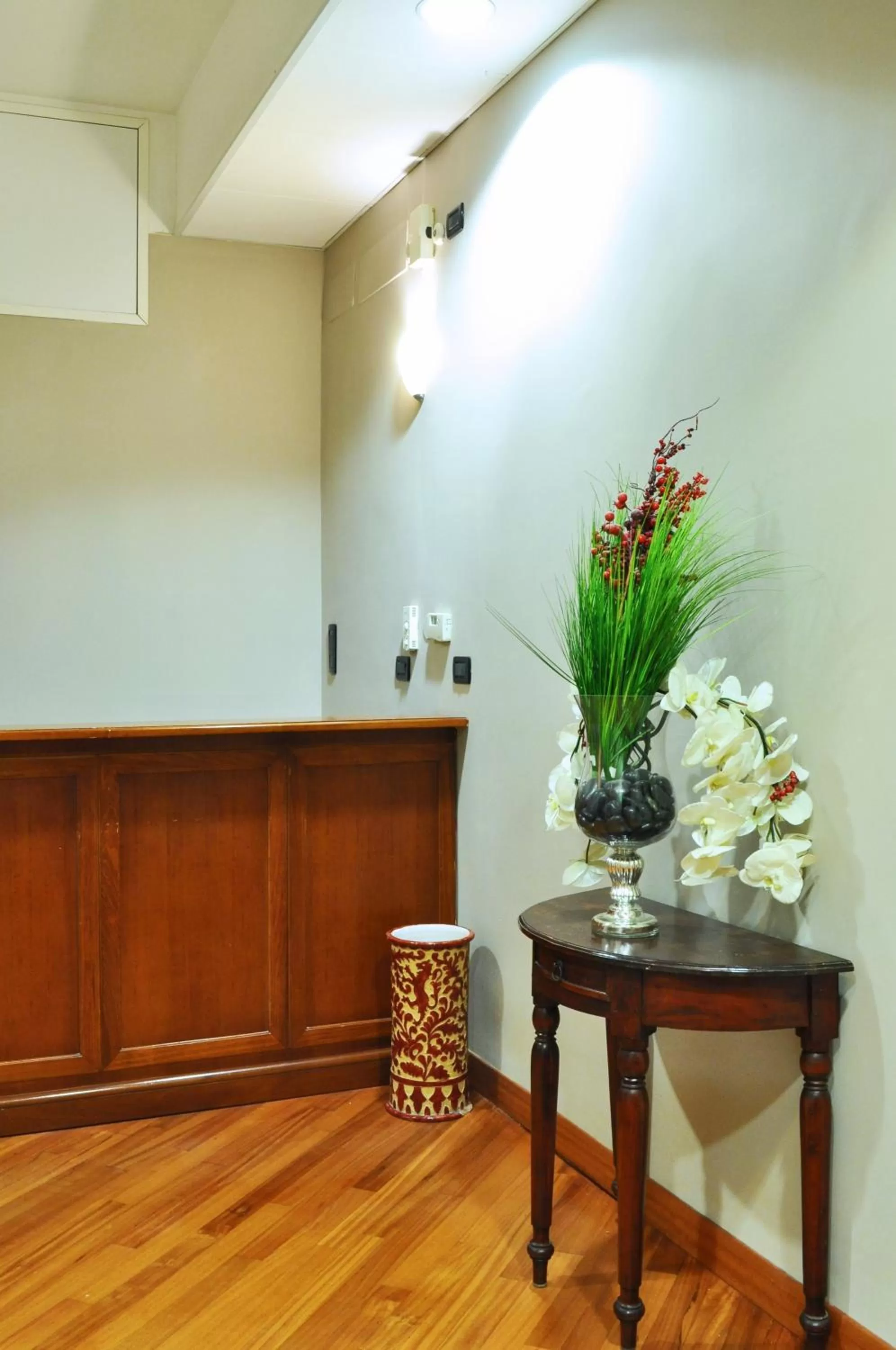 Communal lounge/ TV room in Hotel Twenty Nine