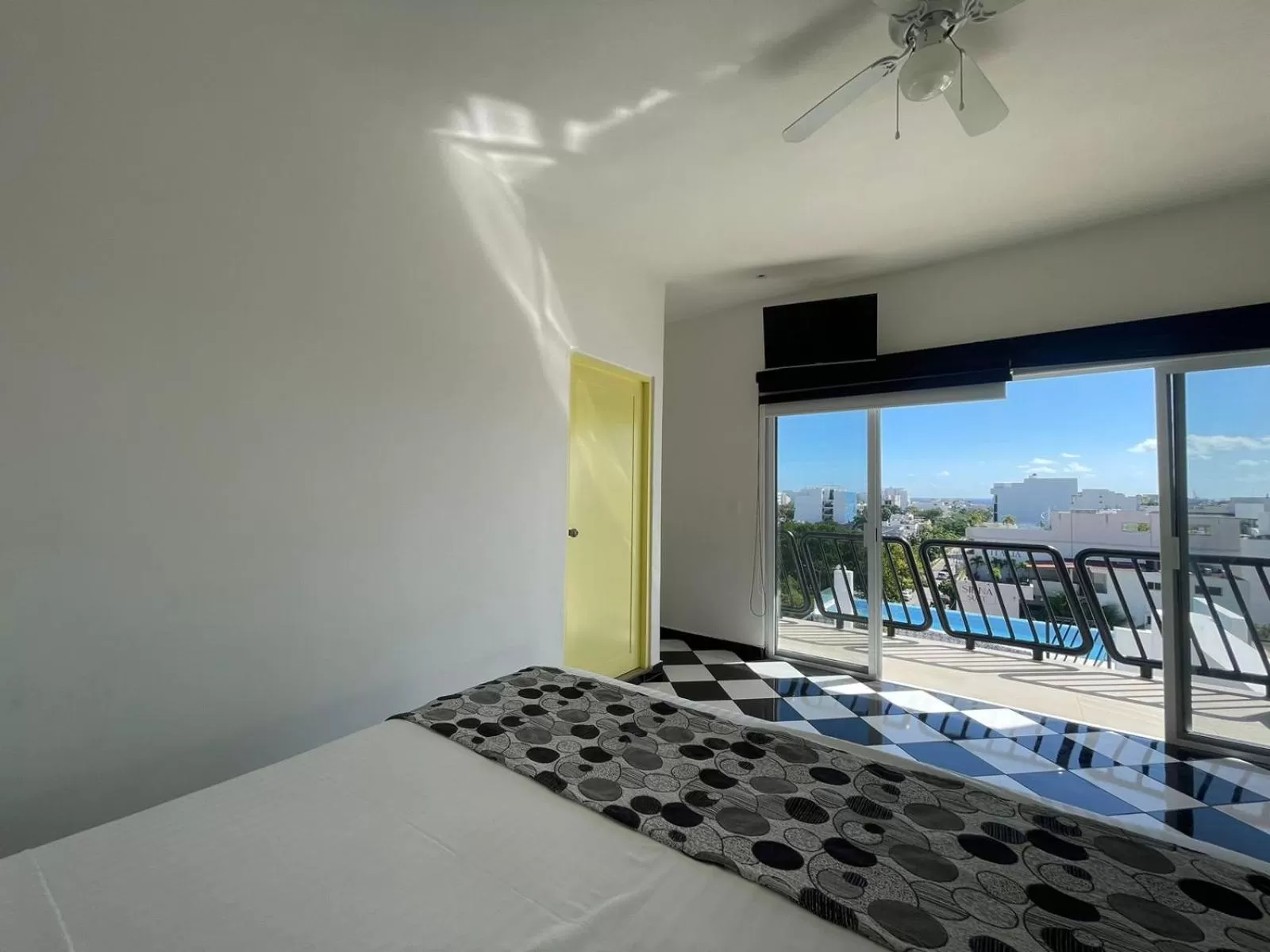 Photo of the whole room in WINDAY HOTEL - Cerca 5a Avenida