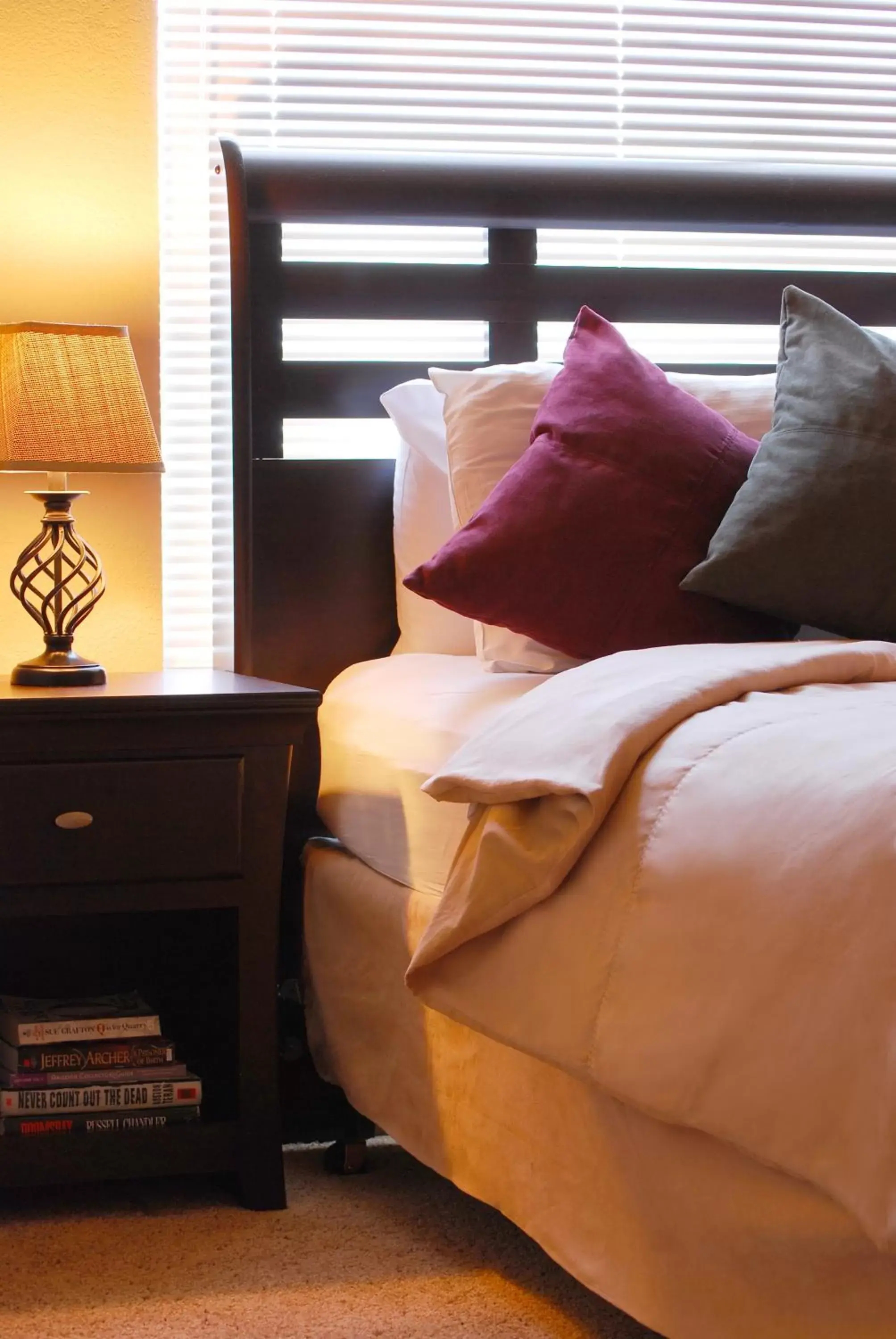 Bed in Raintree at Phoenix South Mountain Preserve Bed in Raintree at Phoenix South Mountain Preserve