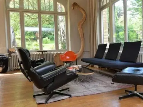 Living room, Seating Area in Le Clos Jeannon