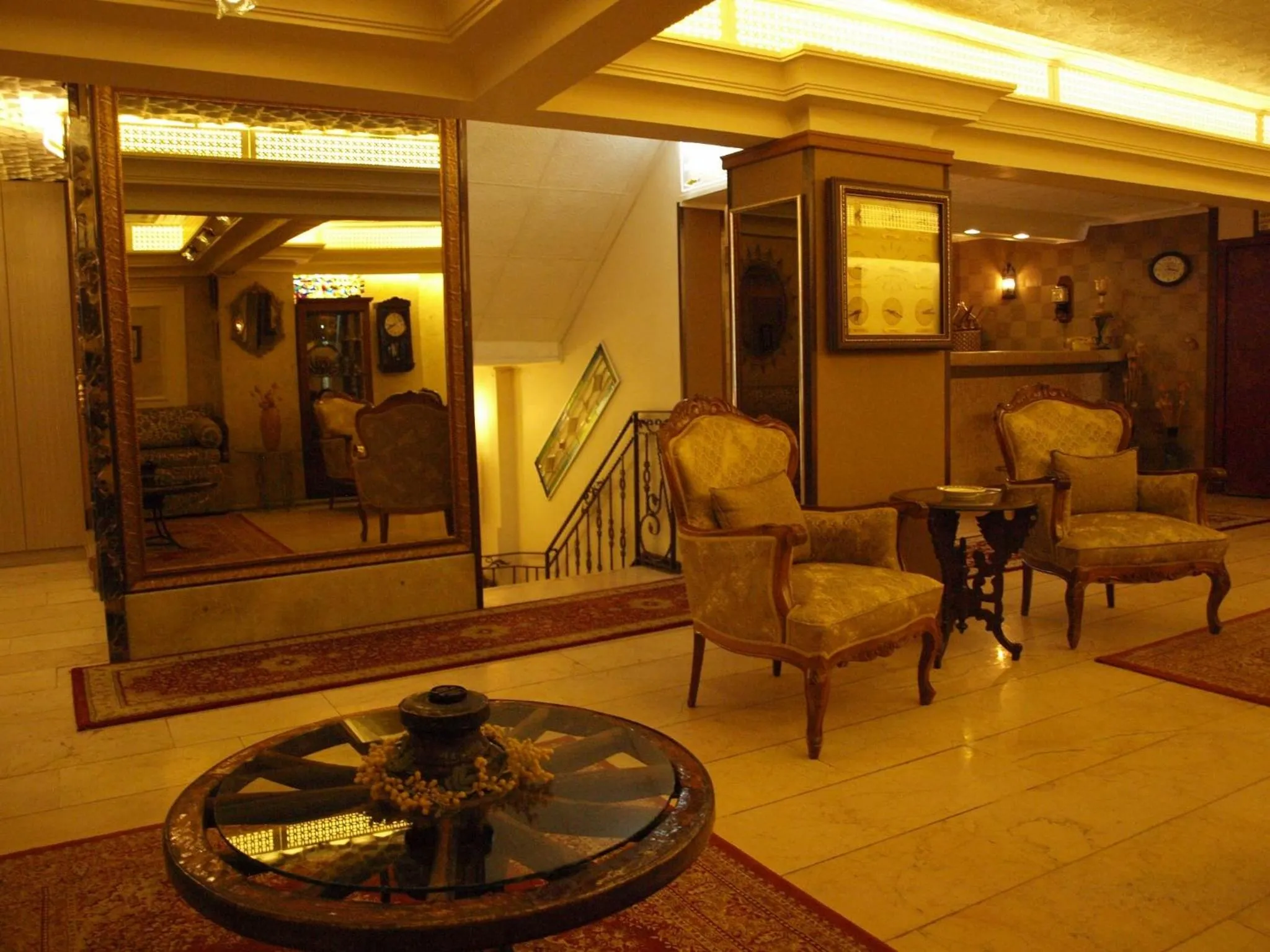 Lobby or reception in Hotel Nezih Istanbul