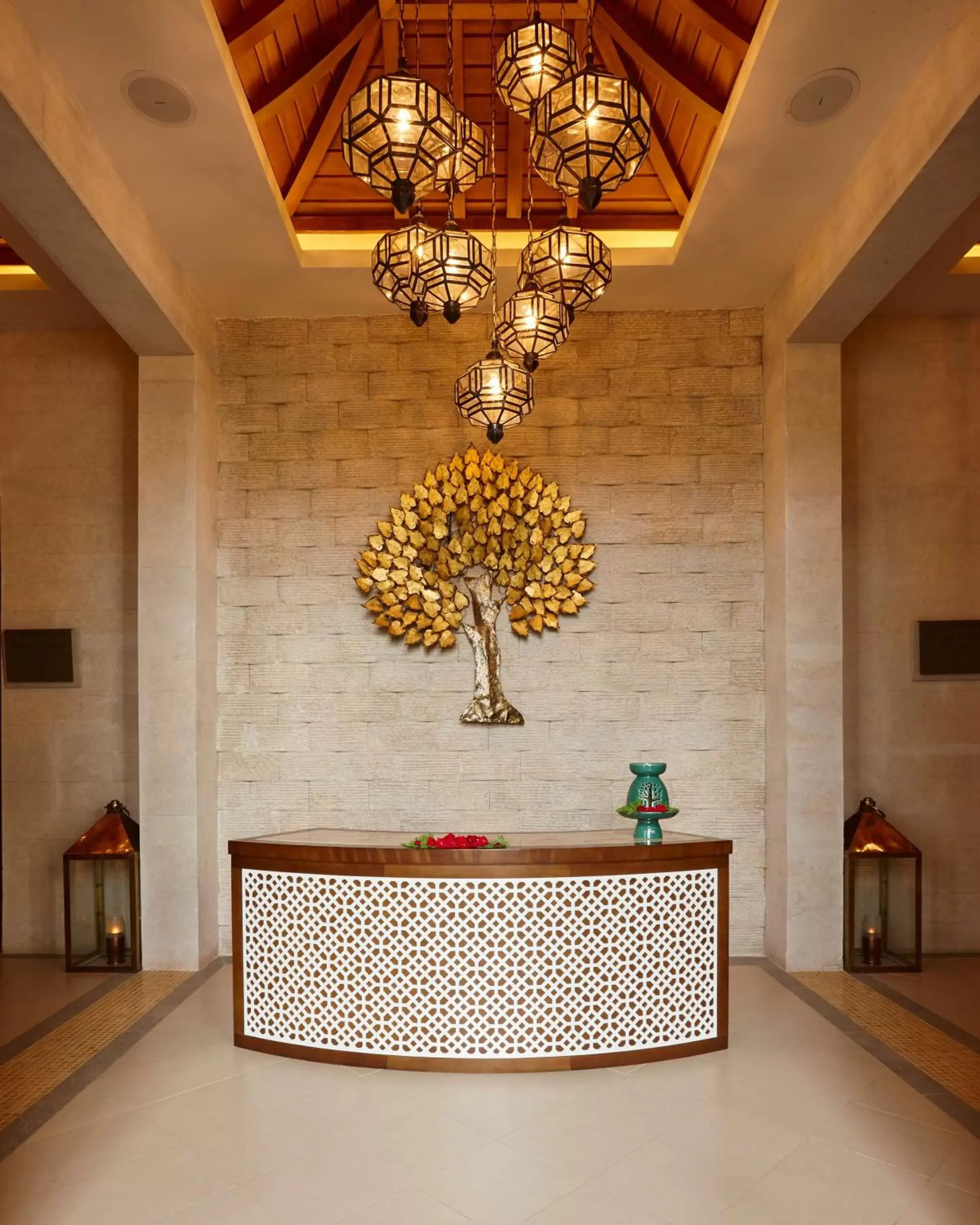 Spa and wellness centre/facilities, Lobby/Reception in Banyan Tree Tamouda Bay