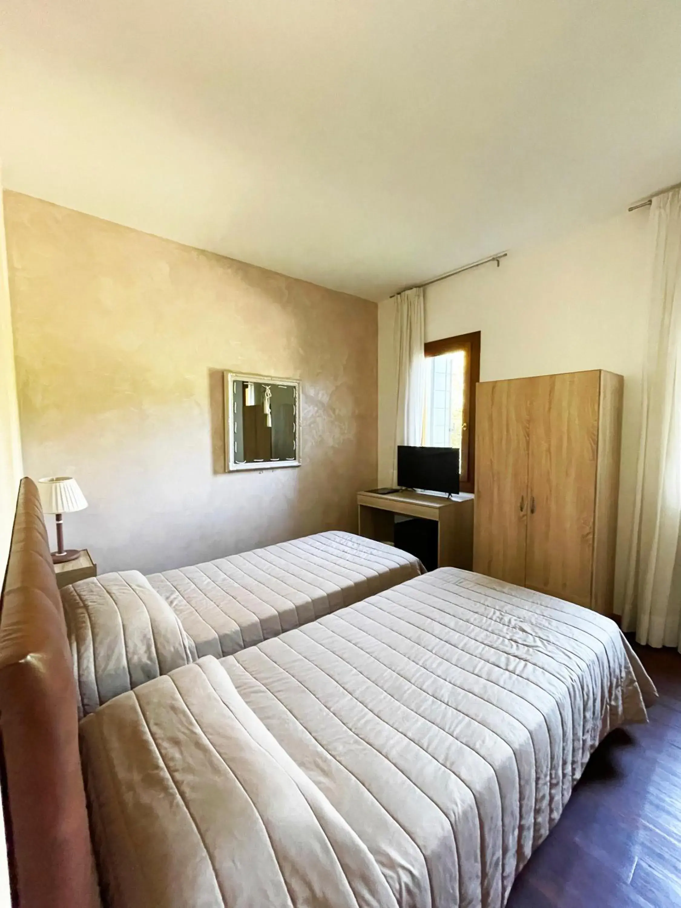 Bed in Hotel Villa Braida