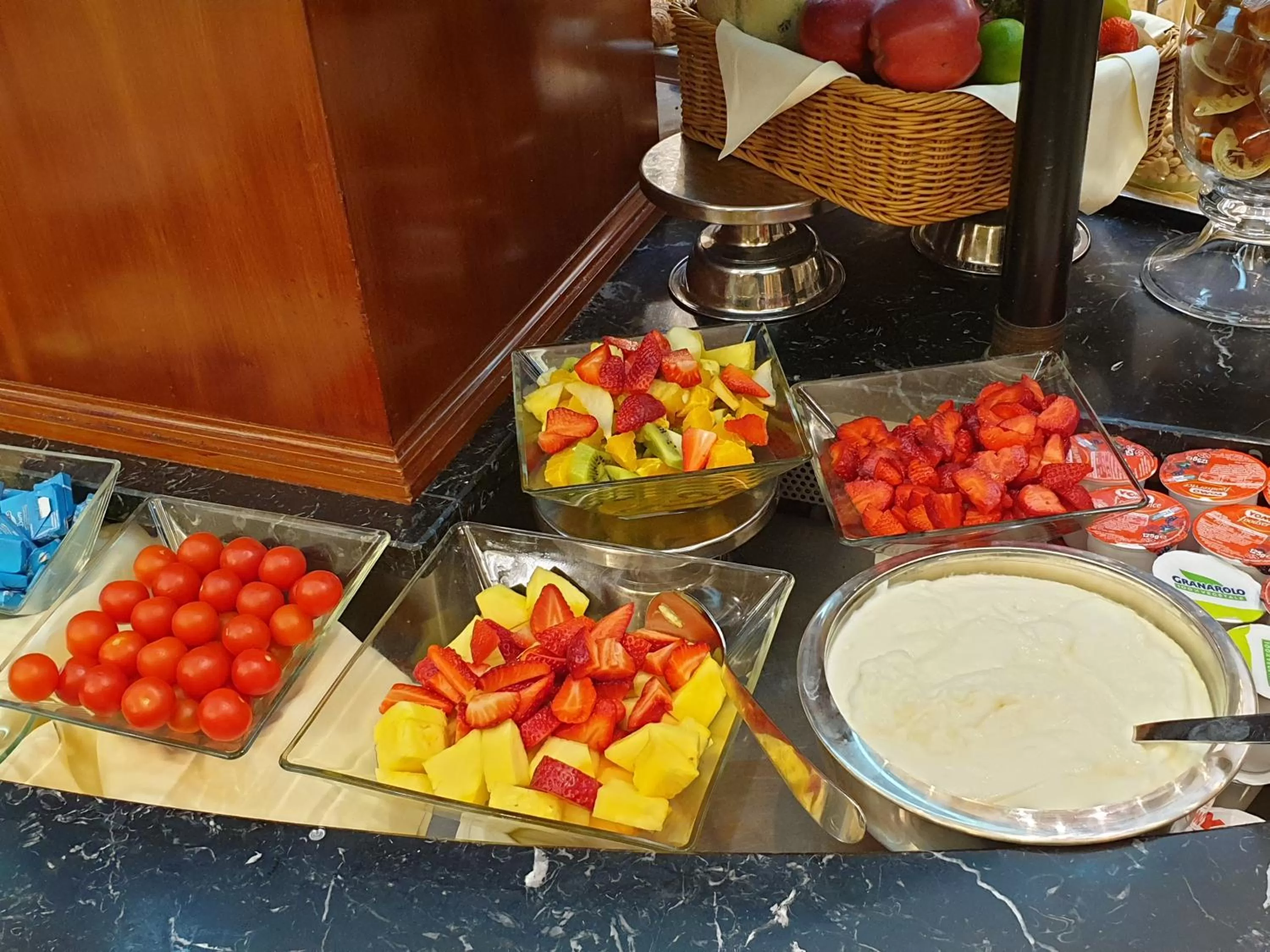 Continental breakfast in Zanhotel Europa