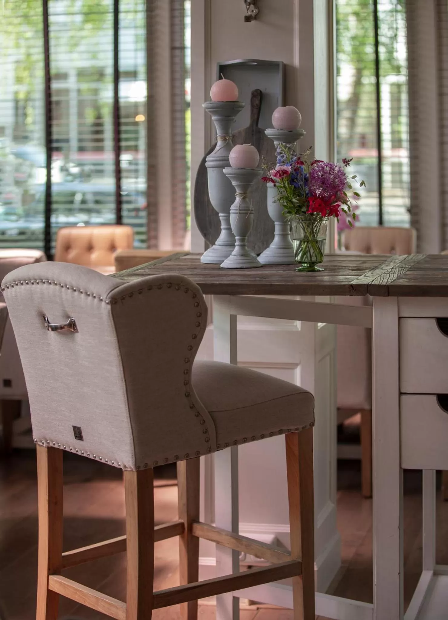 Seating area in Zenzez Hotel & Lounge