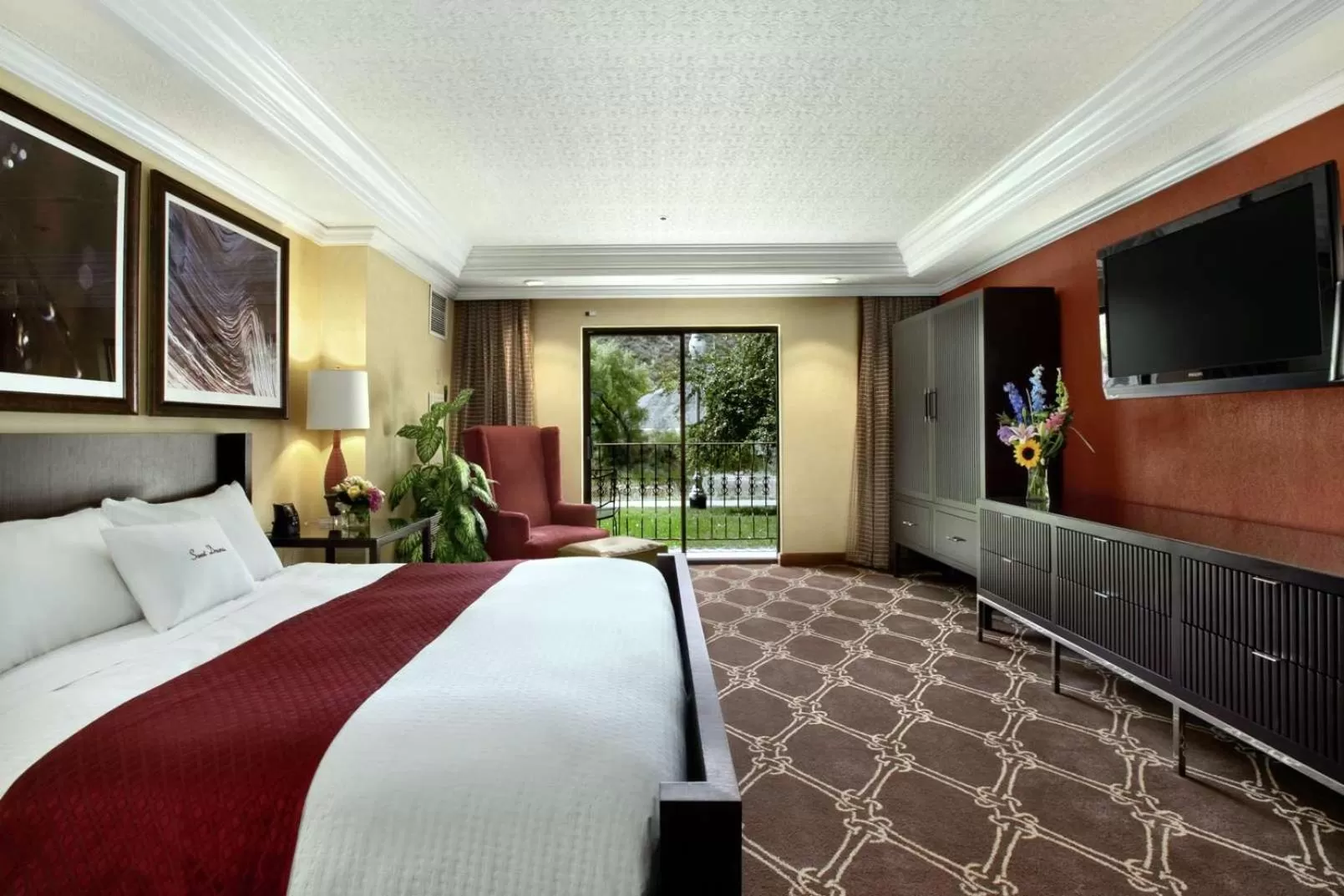 Bedroom, Bed in DoubleTree by Hilton Durango