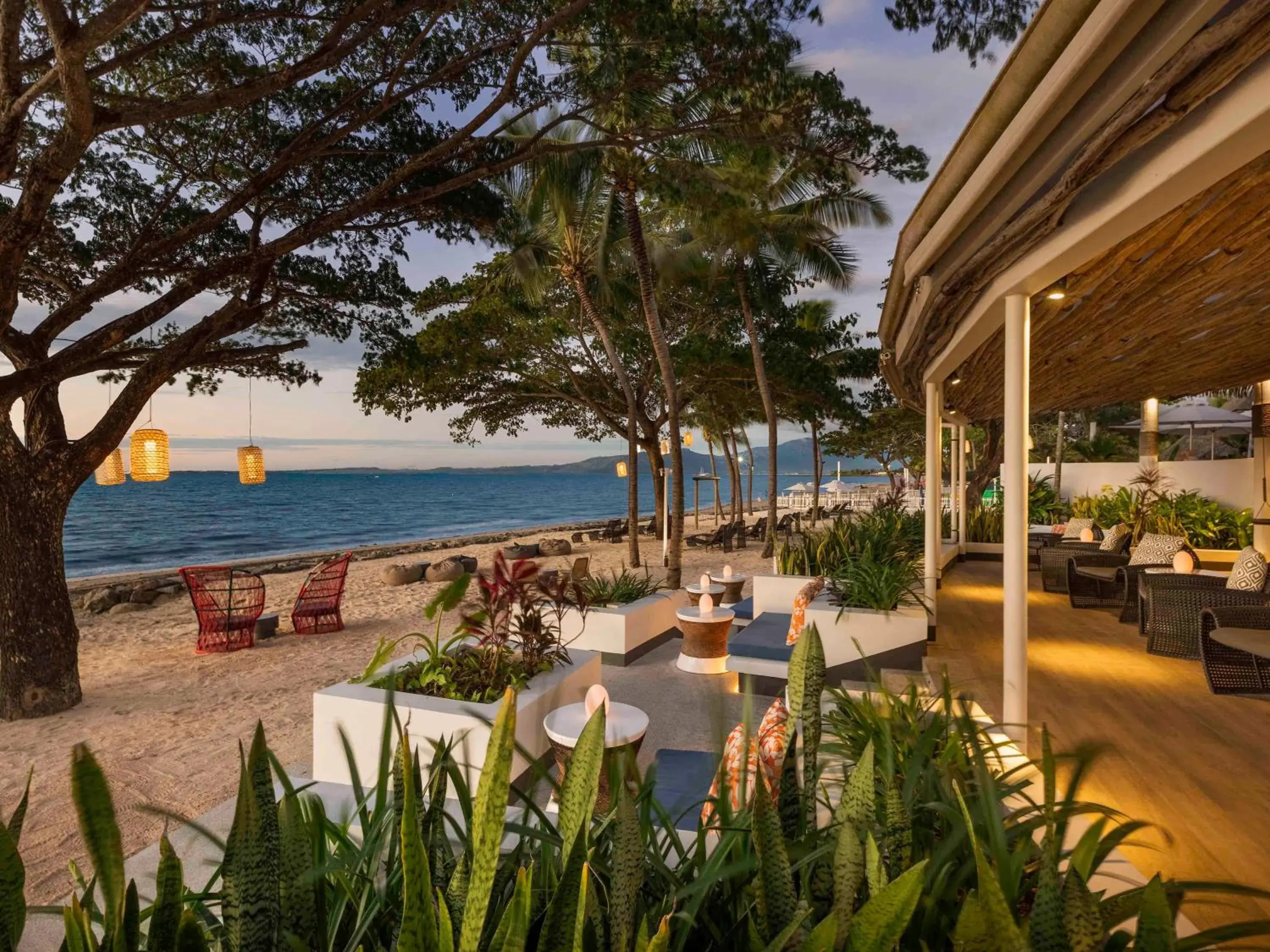 Lounge or bar in Sofitel Fiji Resort & Spa