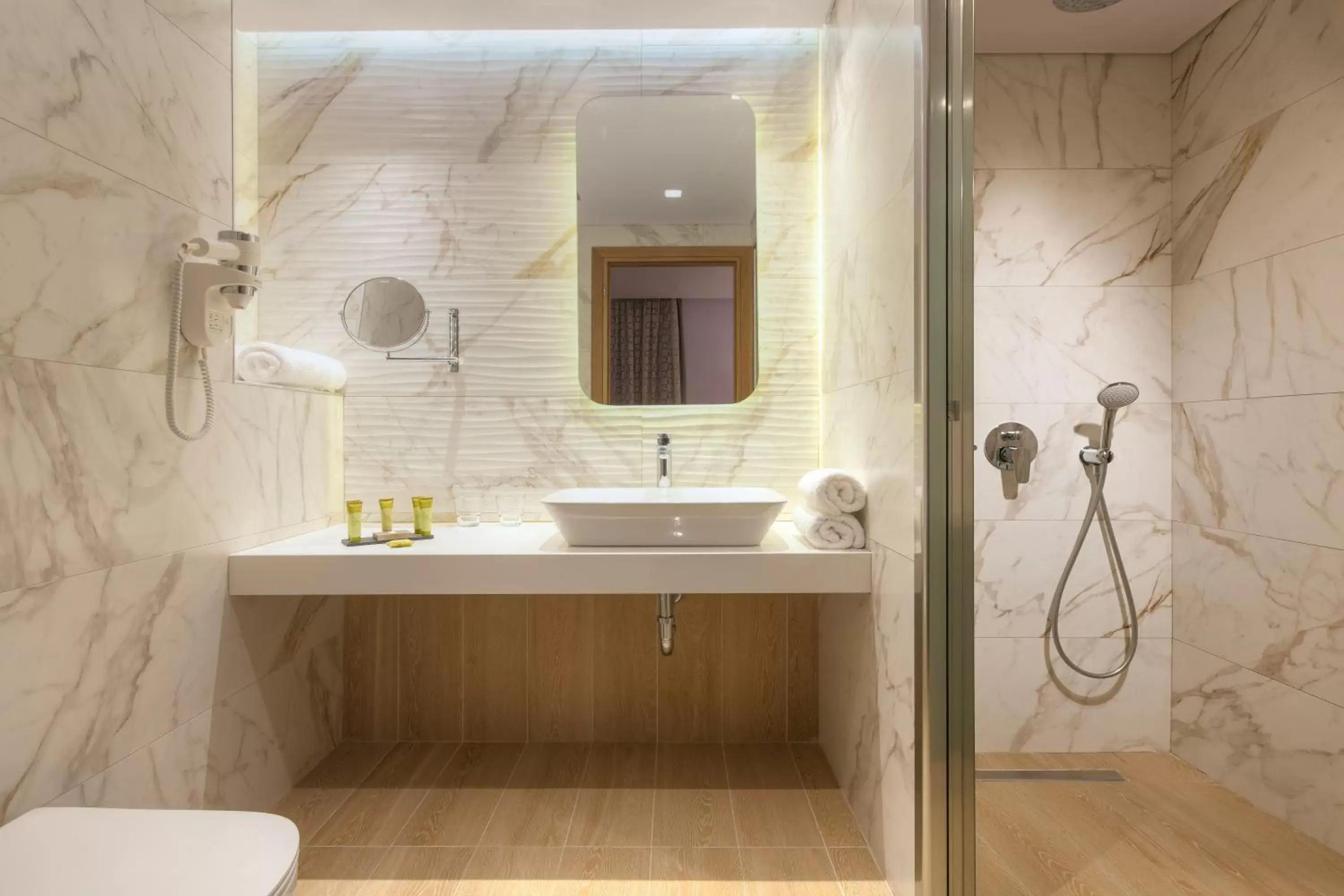 Shower, Bathroom in Blue Lagoon City Hotel