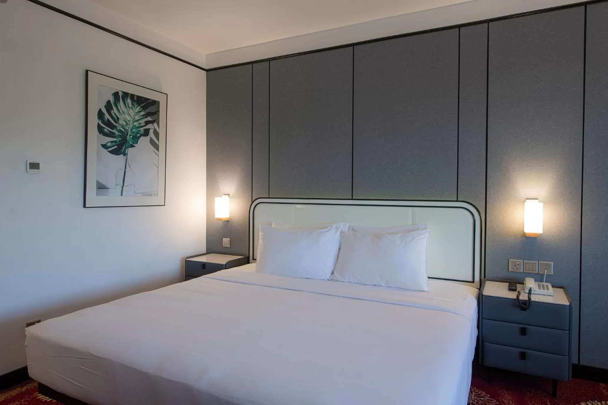 Bedroom, Bed in Sabah Hotel