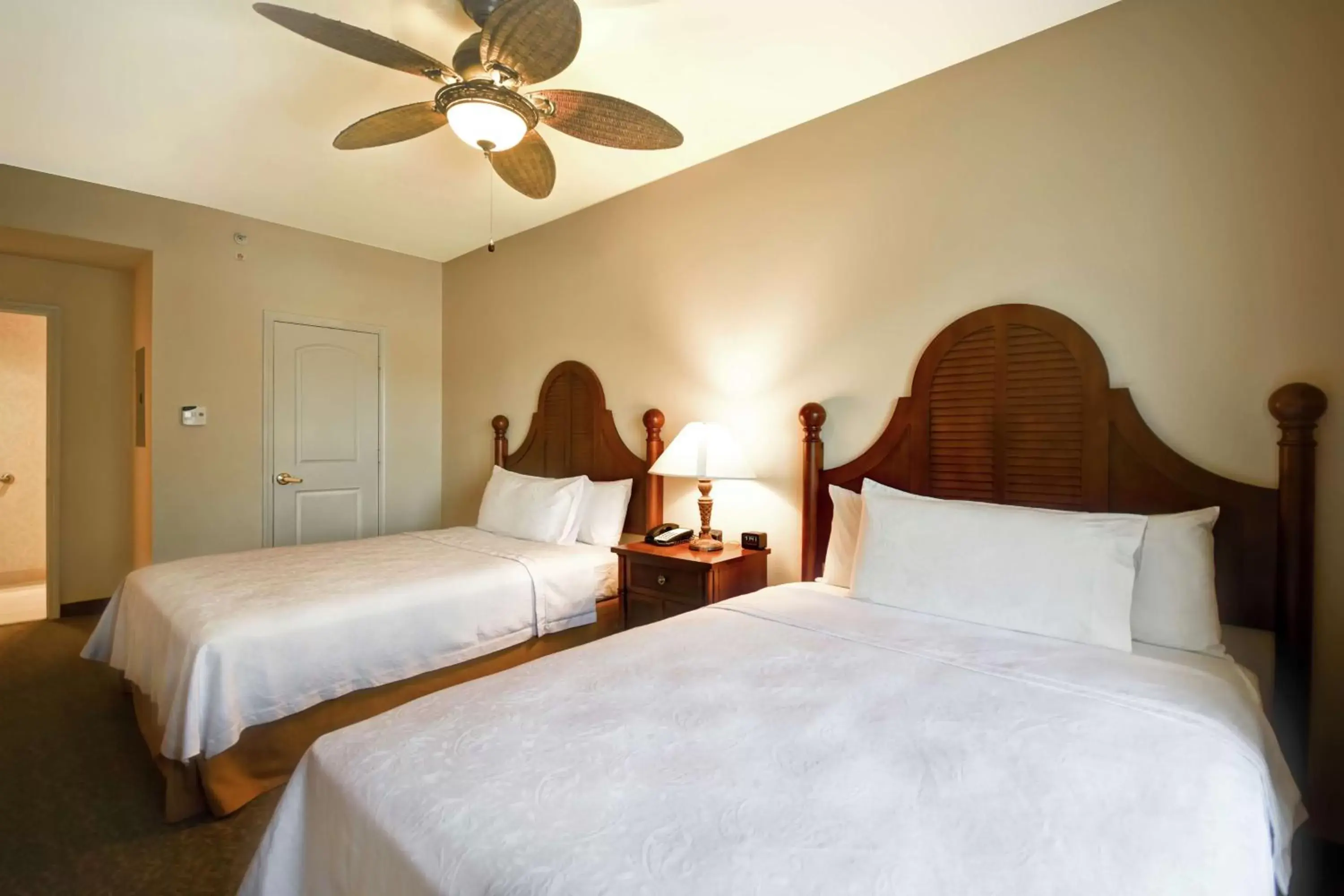 Bed in Homewood Suites by Hilton Charleston Airport/Convention Center