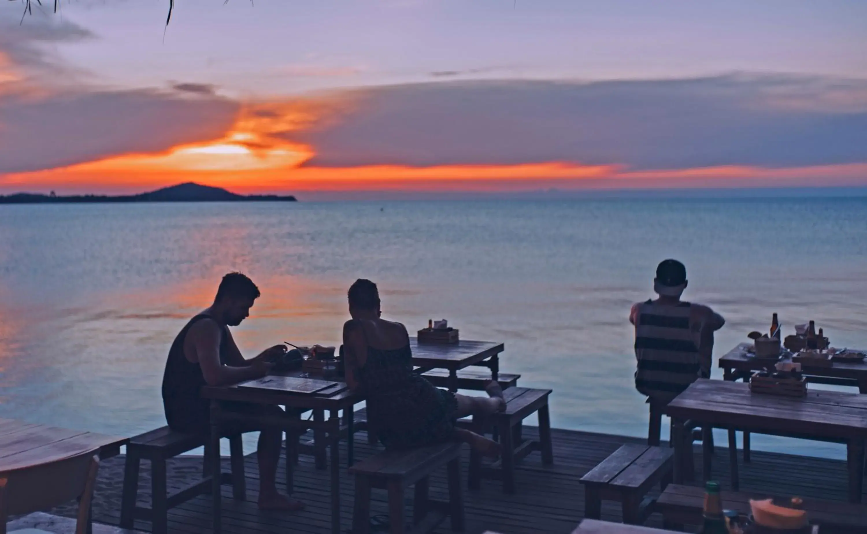 Restaurant/places to eat in Escape Beach Resort - New Look & Improved Restaurant/places to eat in Escape Beach Resort - New Look & Improved