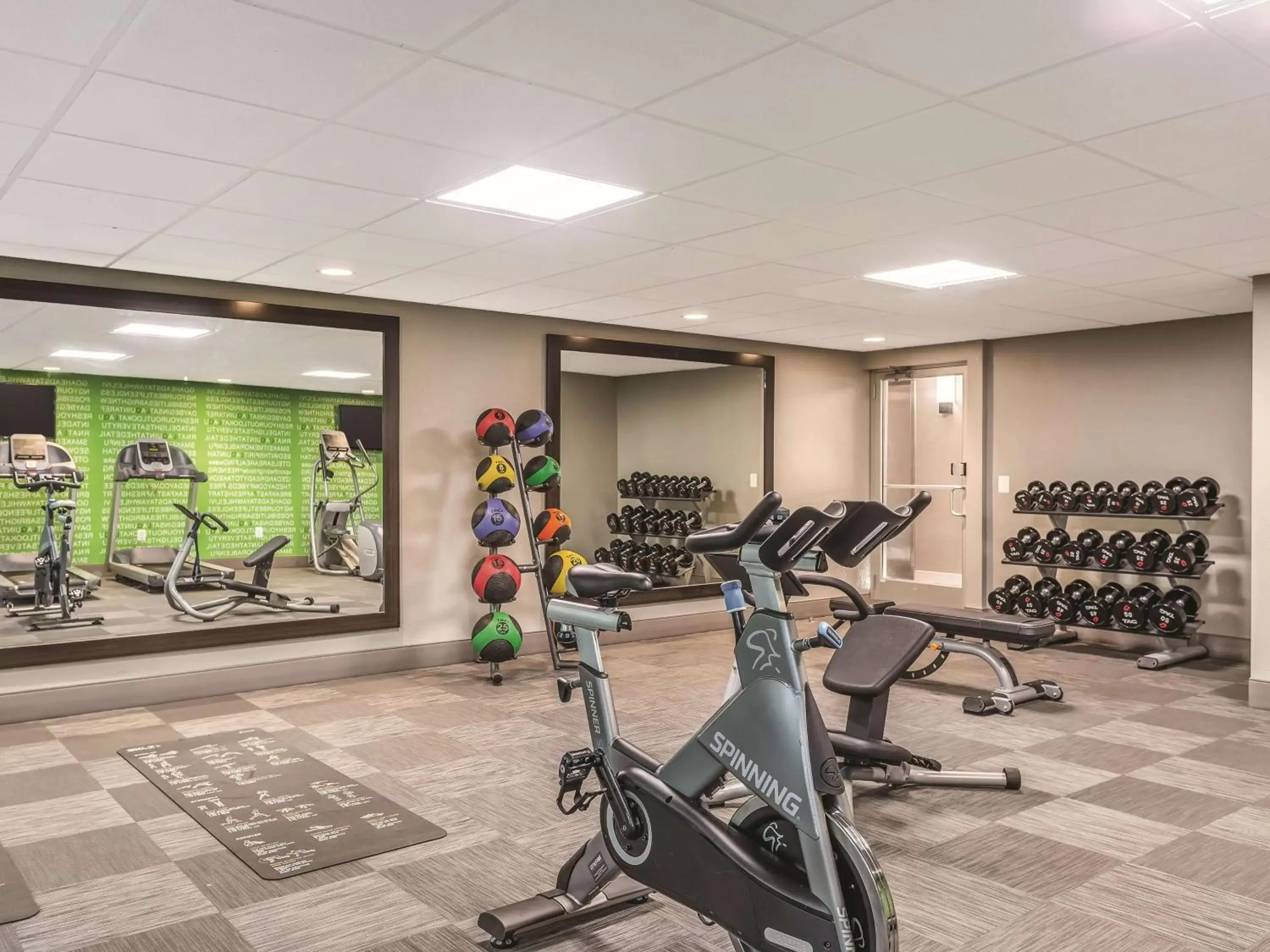 Fitness centre/facilities, Fitness Center/Facilities in La Quinta by Wyndham Columbia / Fort Meade