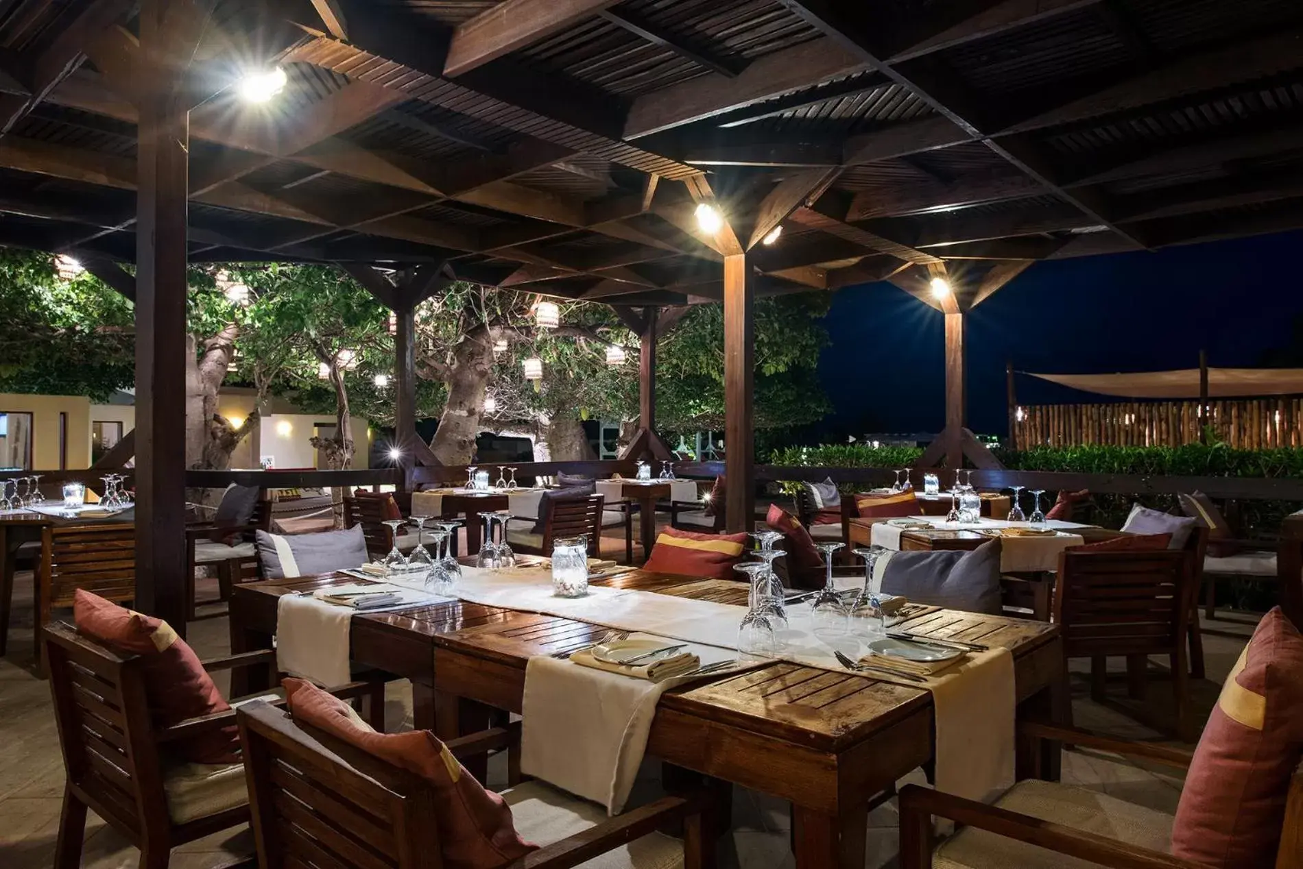Balcony/Terrace, Restaurant/Places to Eat in Essque Zalu Zanzibar