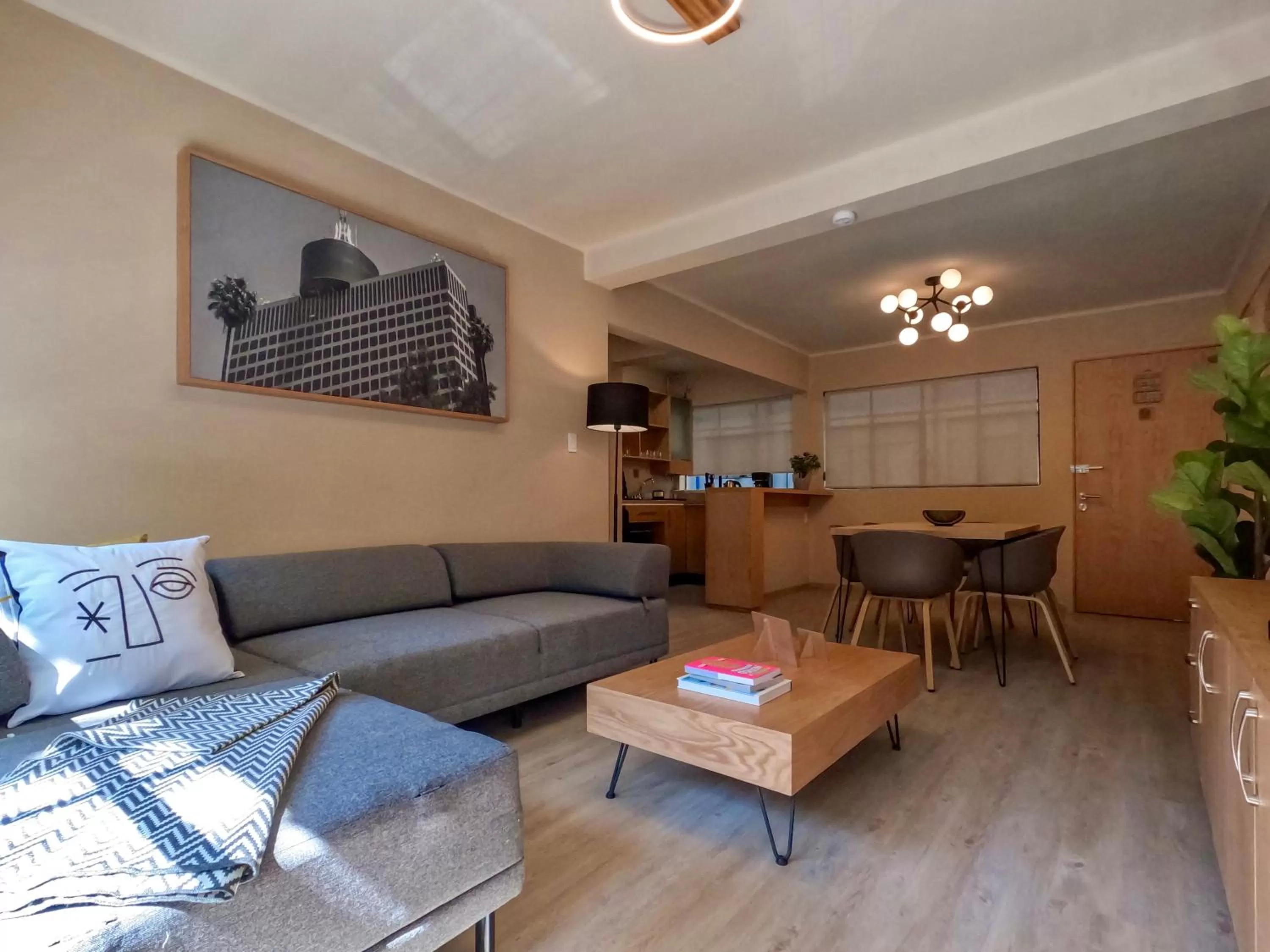 Living room in Mi Zona Lodging WTC