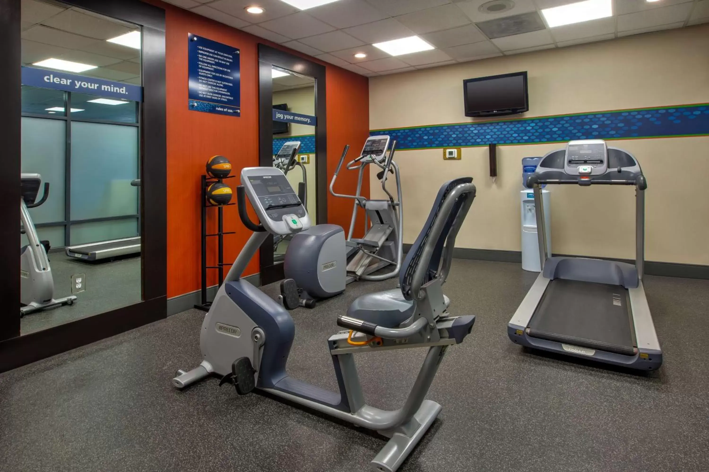 Fitness centre/facilities, Fitness Center/Facilities in Hampton Inn College Park