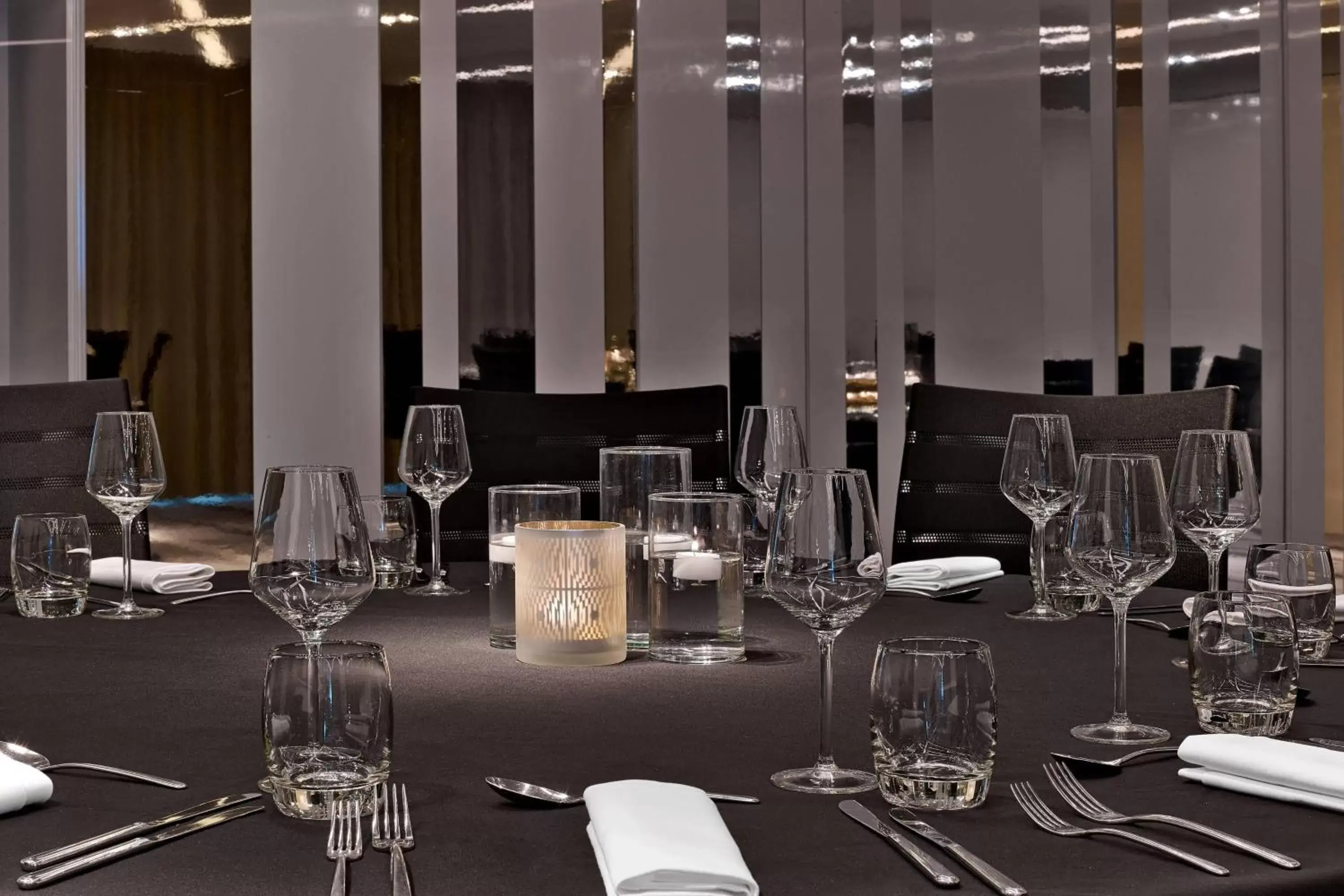 Meeting/conference room, Restaurant/Places to Eat in W London