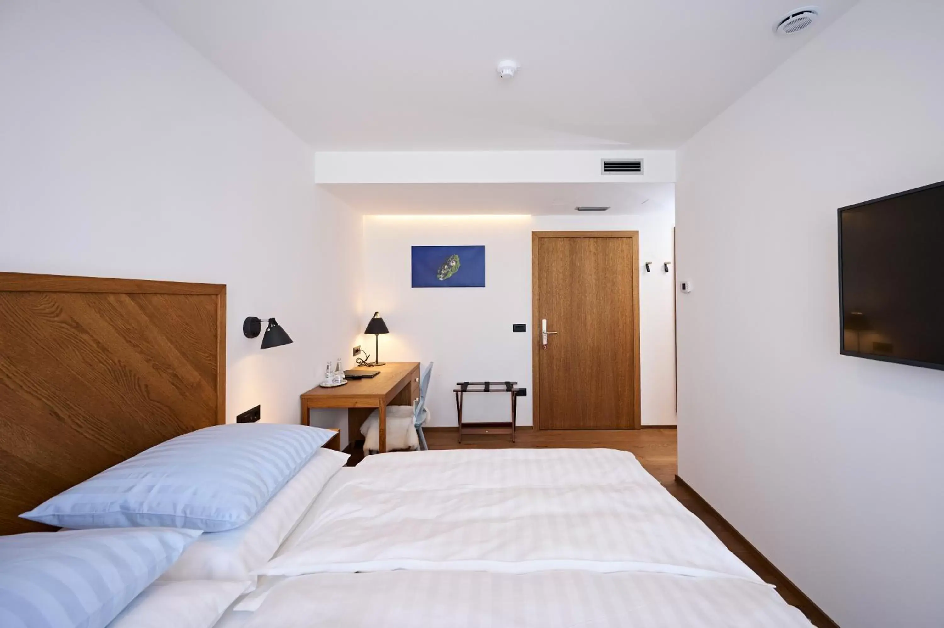 Double Room - single occupancy in Hiša Ančka, Šenčur - 3 min to the Airport Double Room - single occupancy in Hiša Ančka, Šenčur - 3 min to the Airport