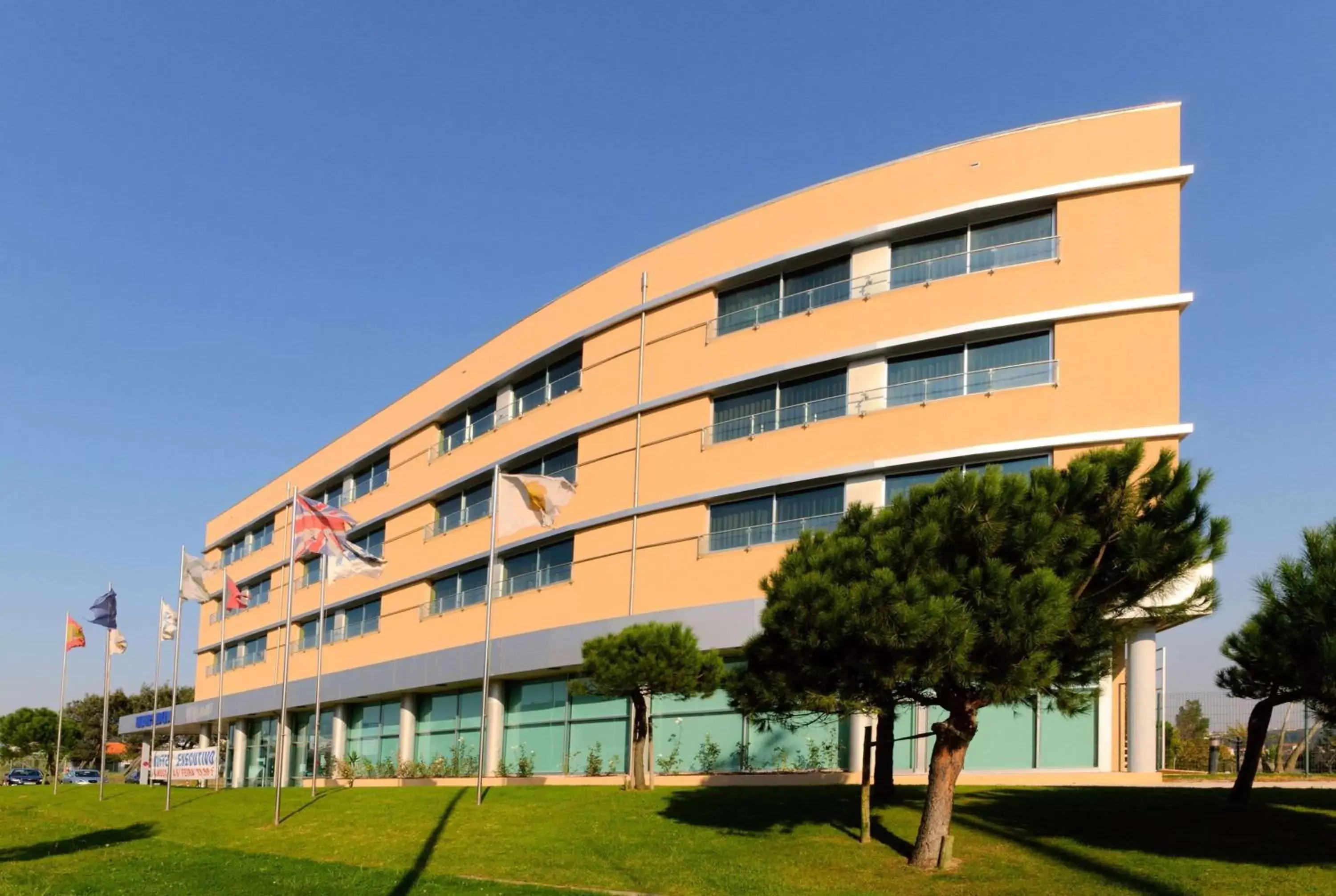 Property Building in TRYP by Wyndham Porto Expo Hotel
