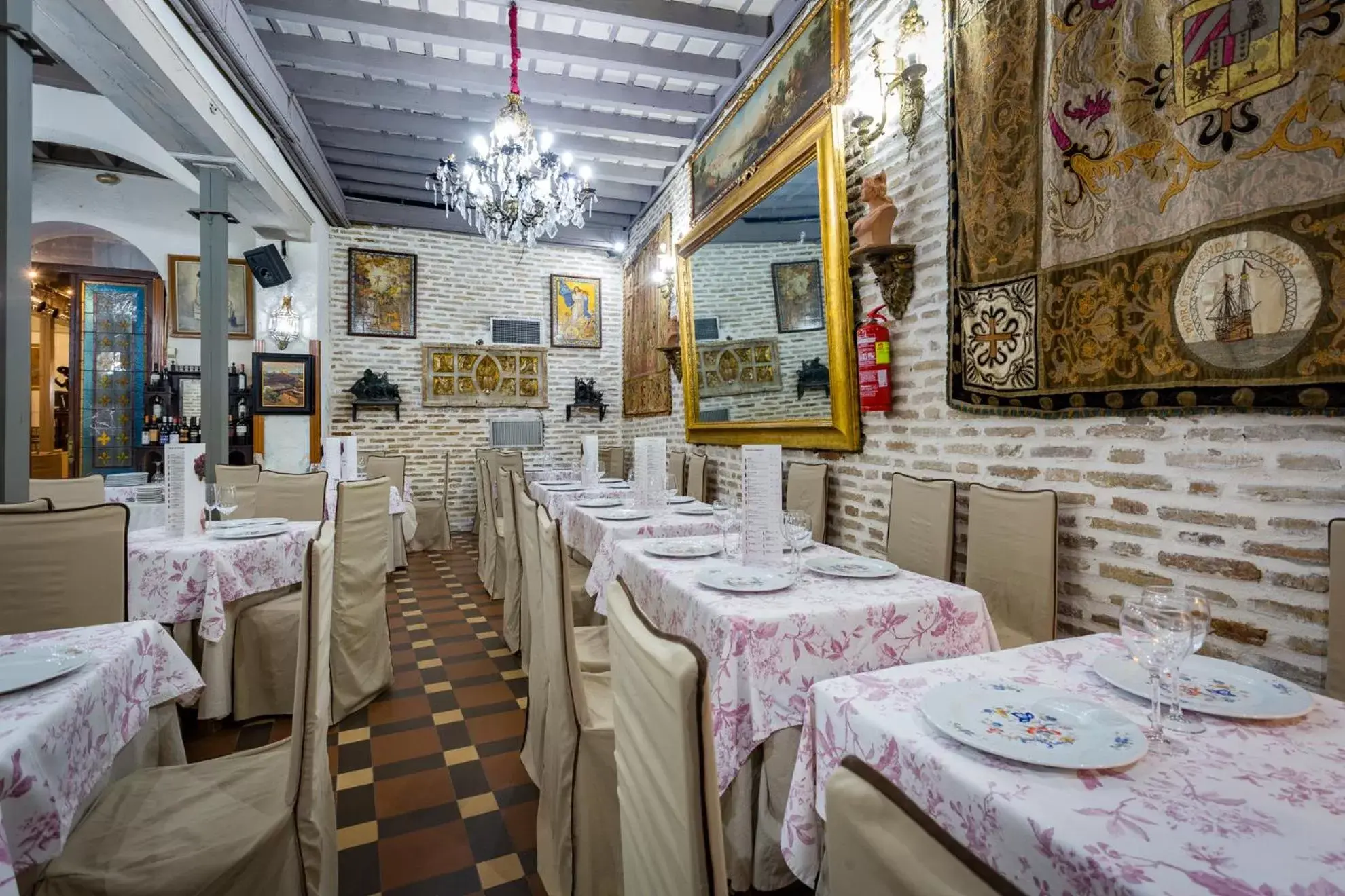 Property building, Restaurant/Places to Eat in Hotel Convento La Gloria