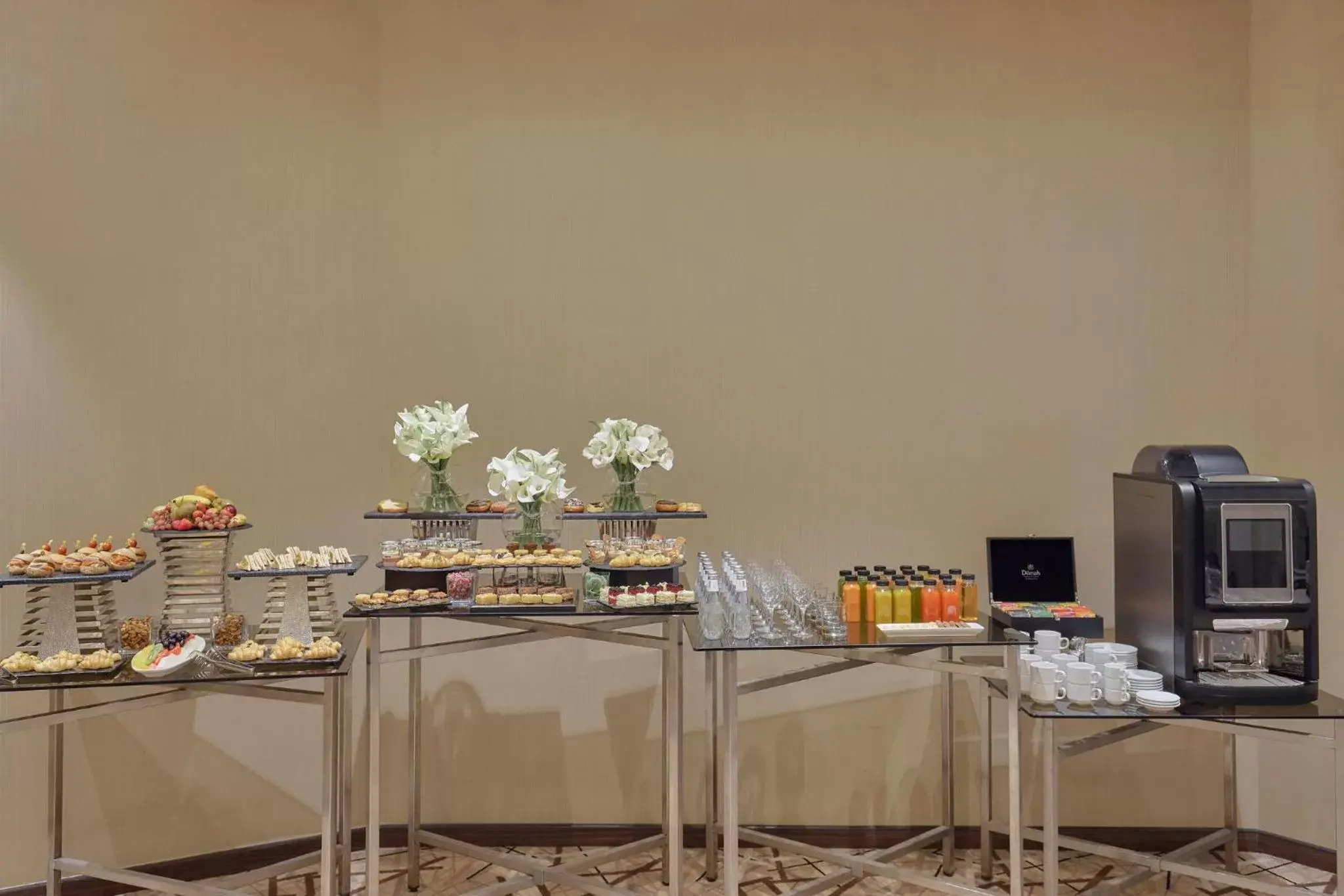 Banquet/Function facilities, Food in Crowne Plaza Riyadh Palace, an IHG Hotel