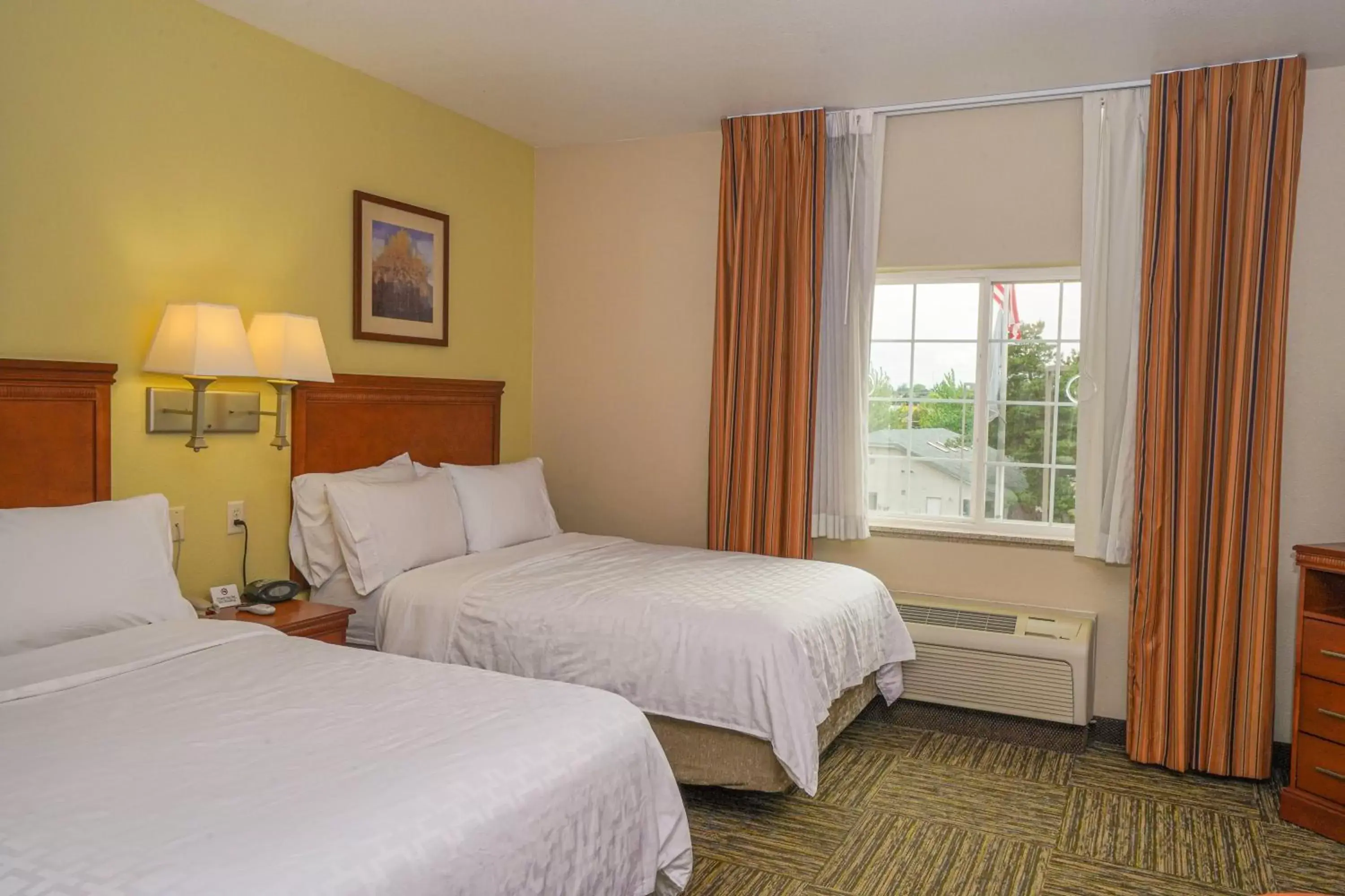 Photo of the whole room, Bed in Candlewood Suites Boise - Towne Square, an IHG Hotel