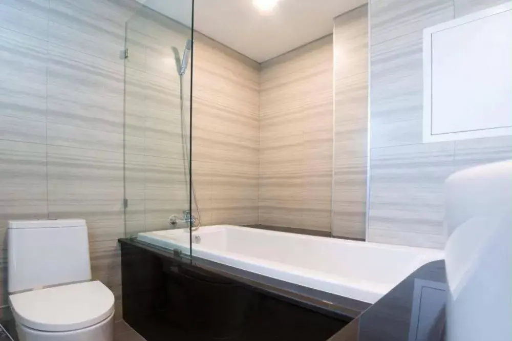Shower, Bathroom in Trat City Hotel