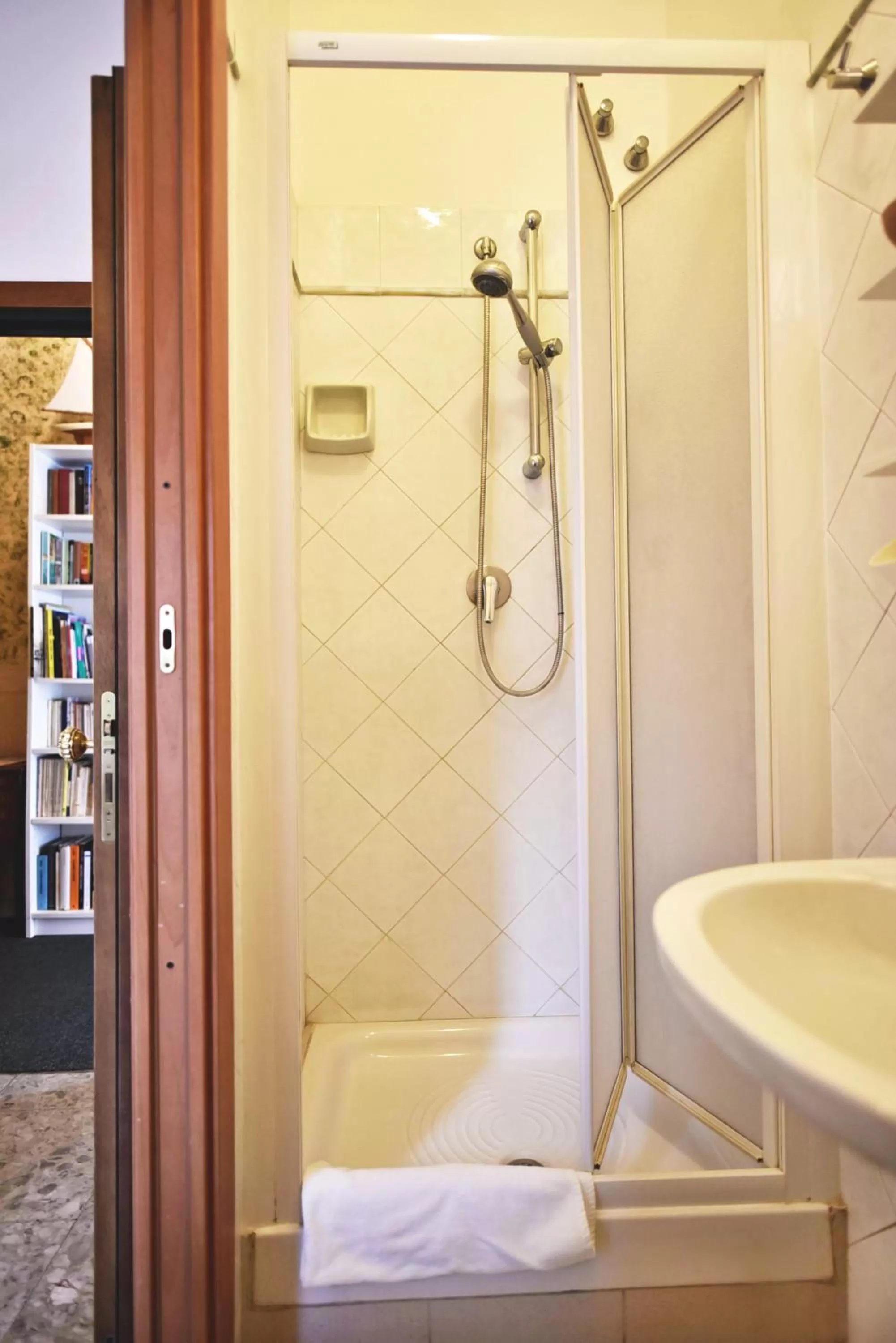 Shower in Hotel Carmel