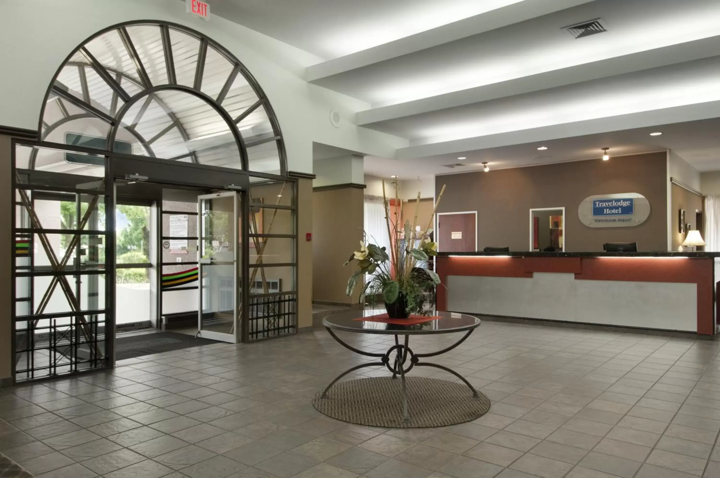 Lobby or reception, Lobby/Reception in Travelodge Hotel by Wyndham Vancouver Airport