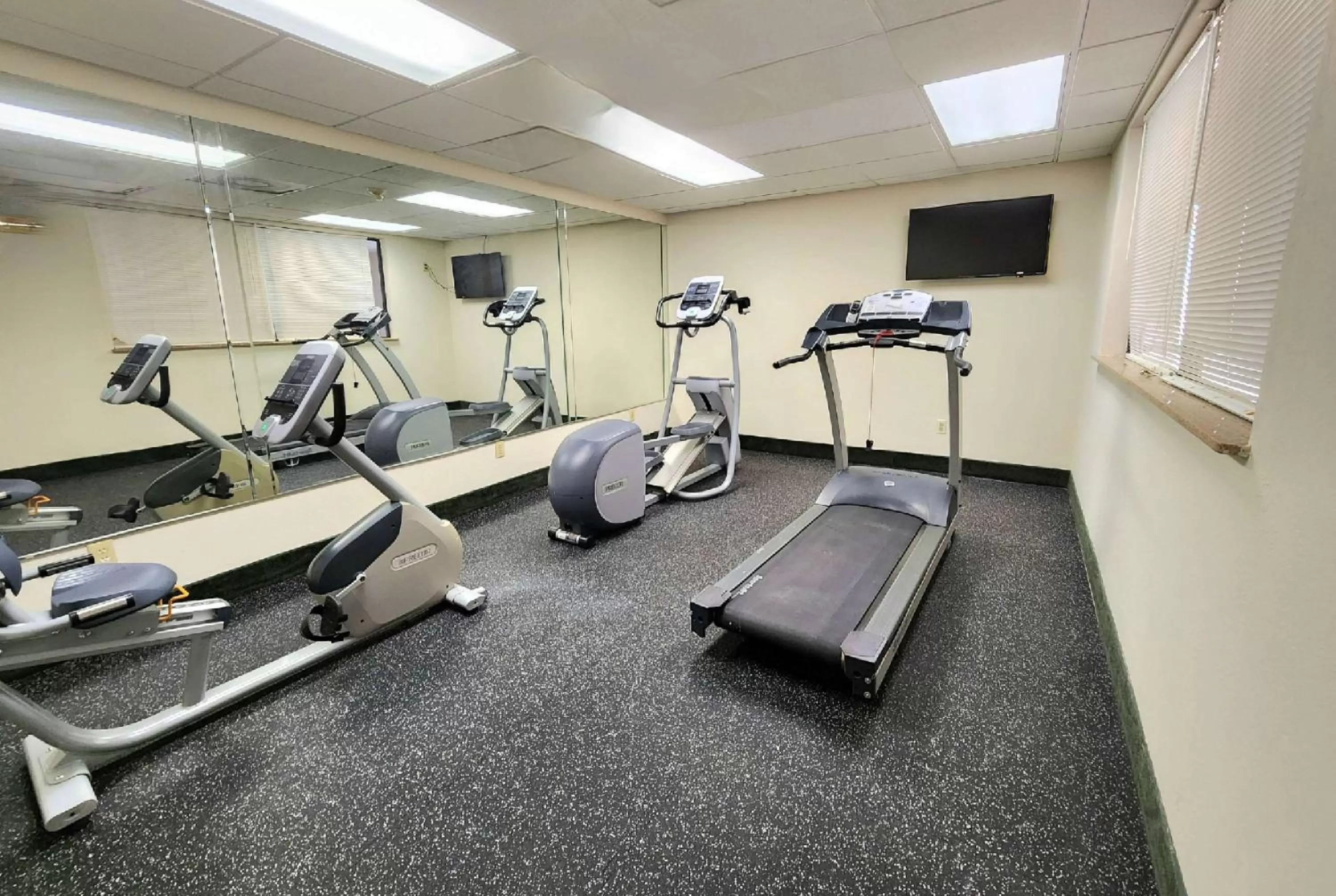 Days Inn & Suites by Wyndham Houston North/Aldine