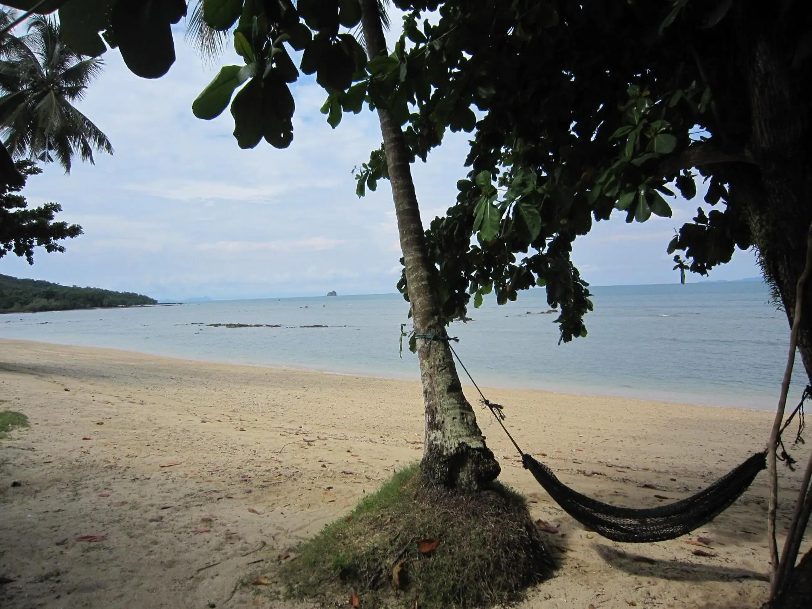 Beach in Pine Bungalow Krabi